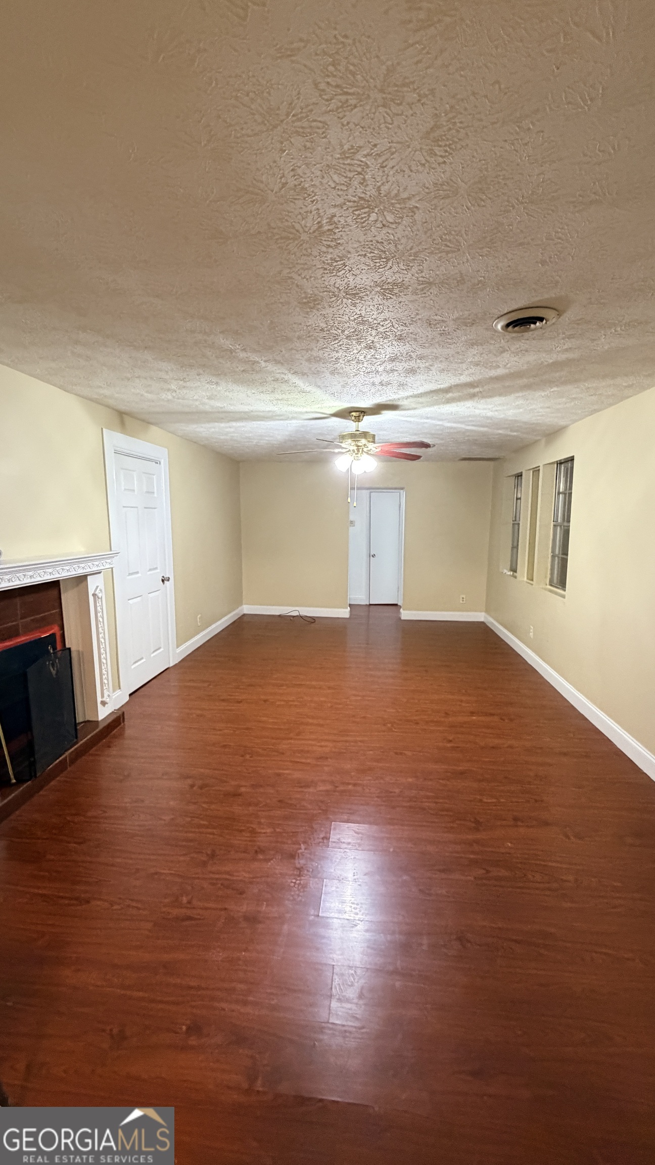 203 Salem Drive Nw Property Photo 8