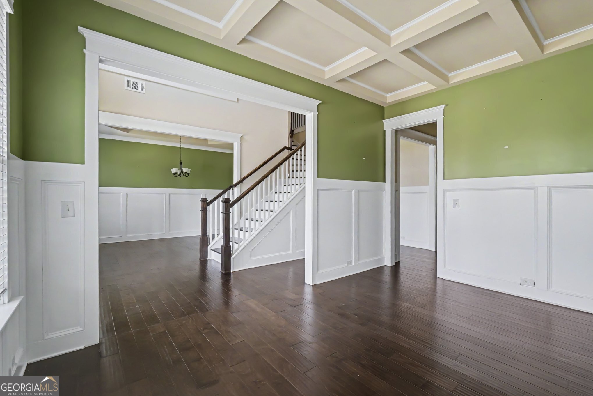 411 Ridgeway Lane Property Photo 8