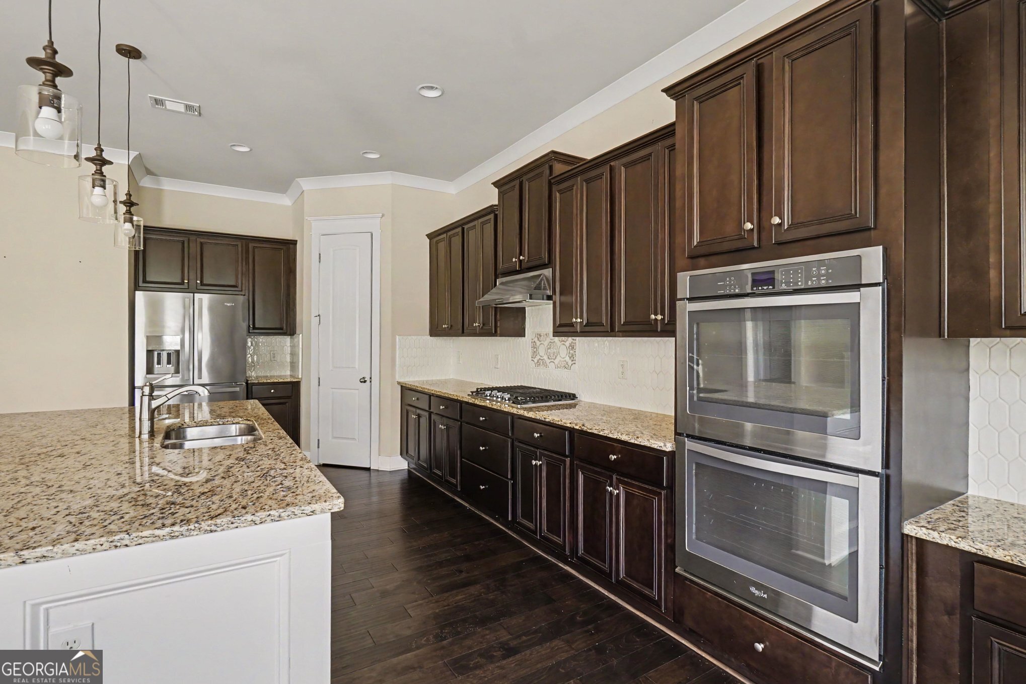 411 Ridgeway Lane Property Photo 17