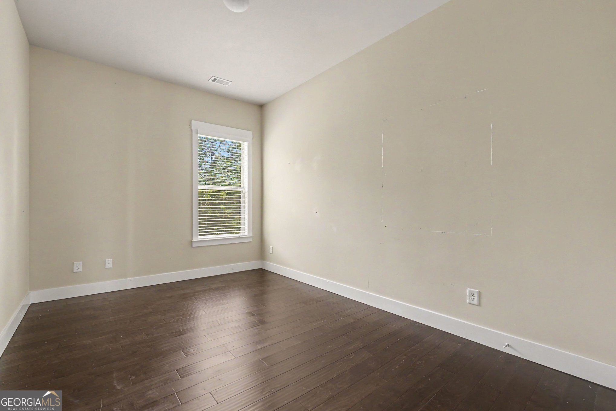 411 Ridgeway Lane Property Photo 23