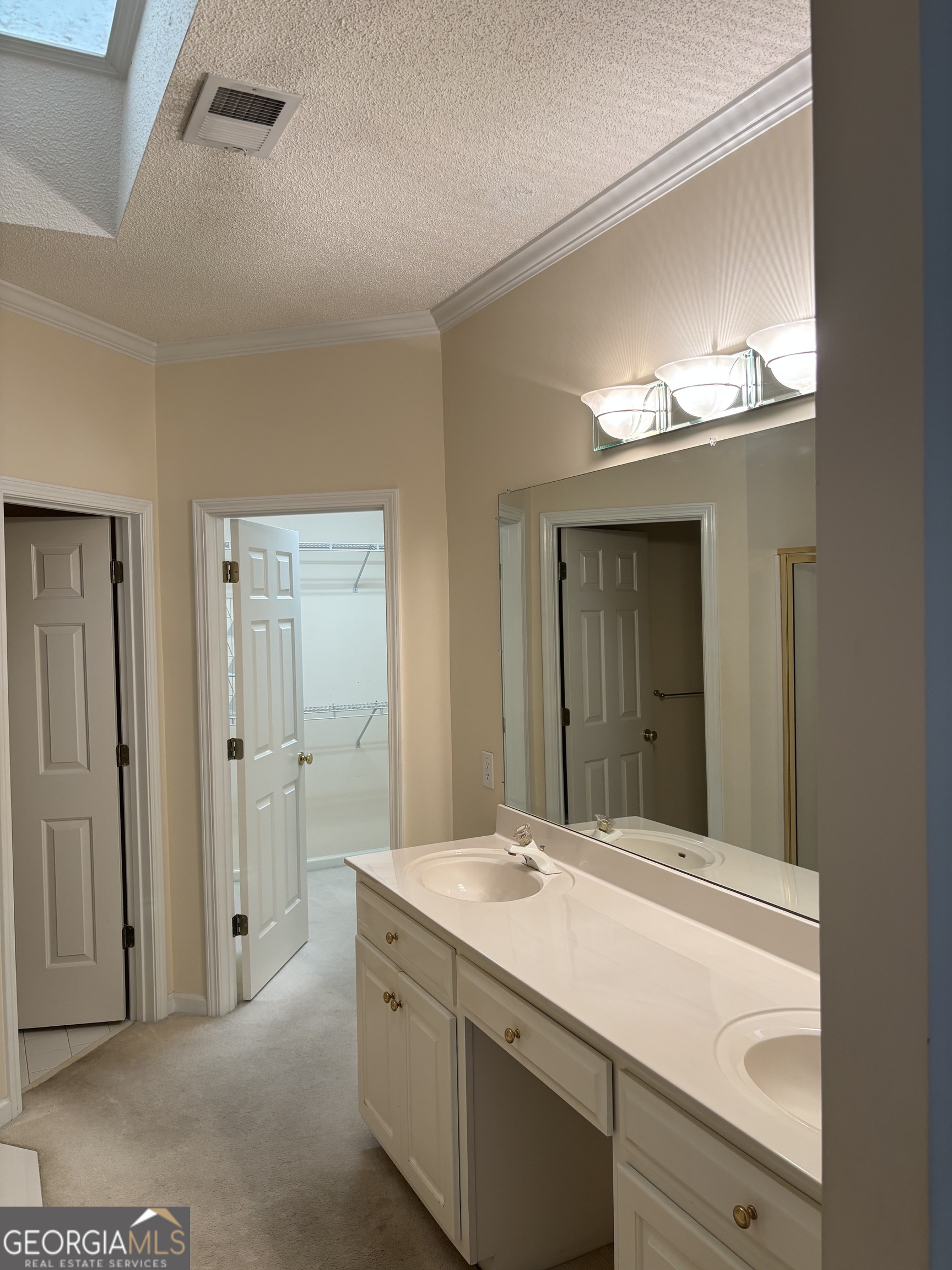126 Augusta Drive Property Photo 4