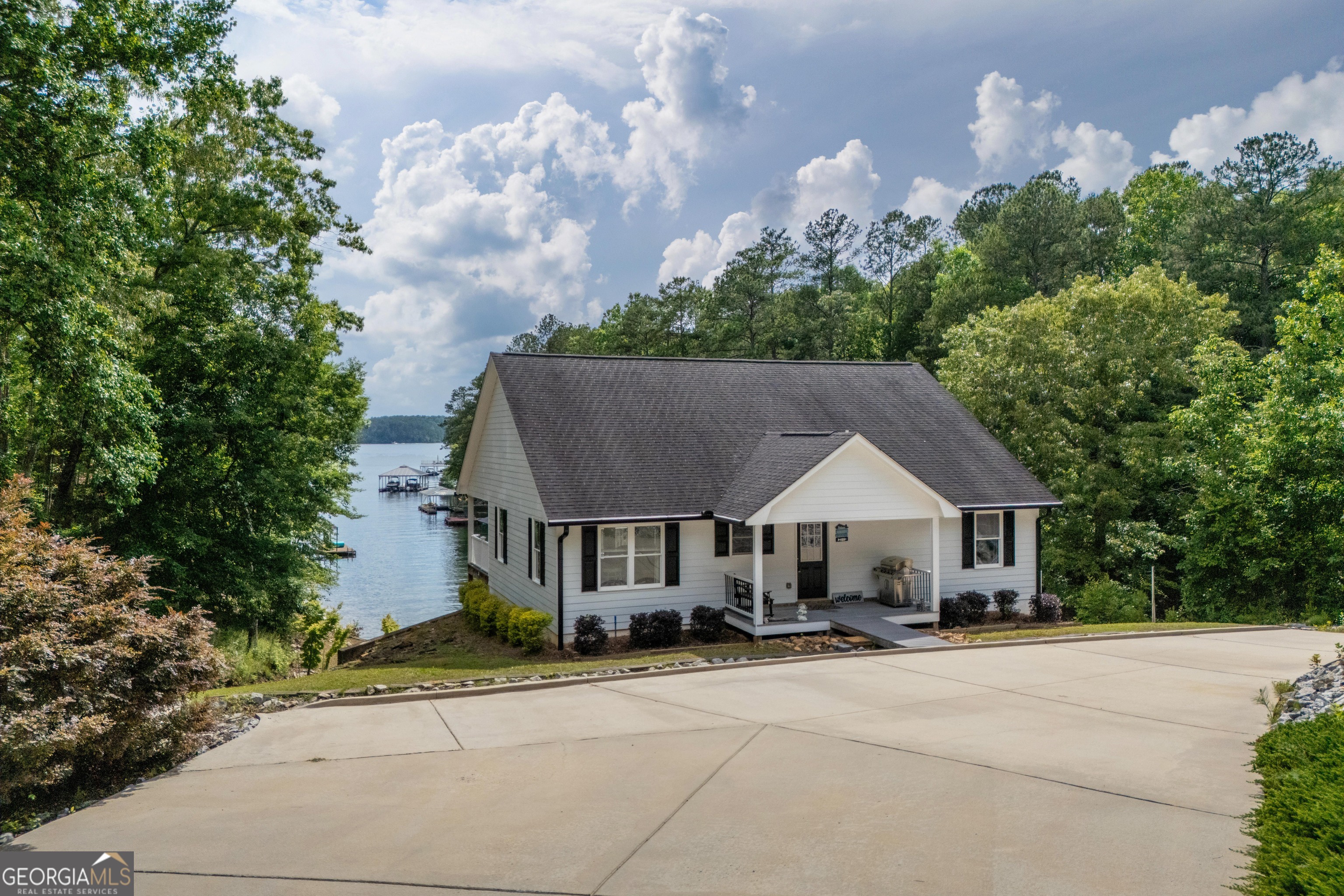 890 County Road 816 Property Photo 1