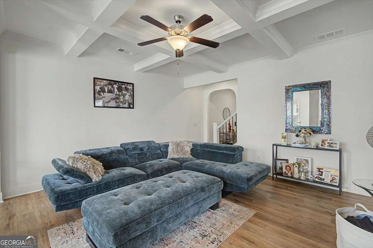 7652 Baron Road Property Photo 8