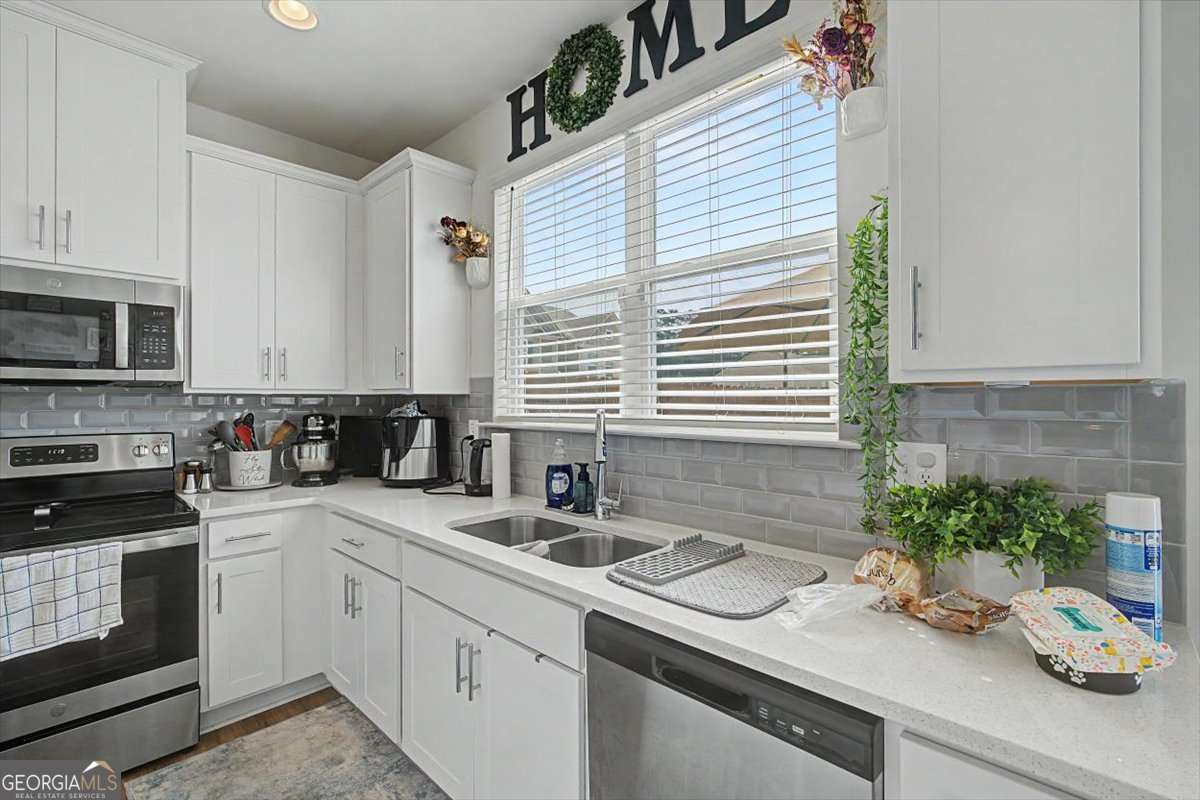 7652 Baron Road Property Photo 13