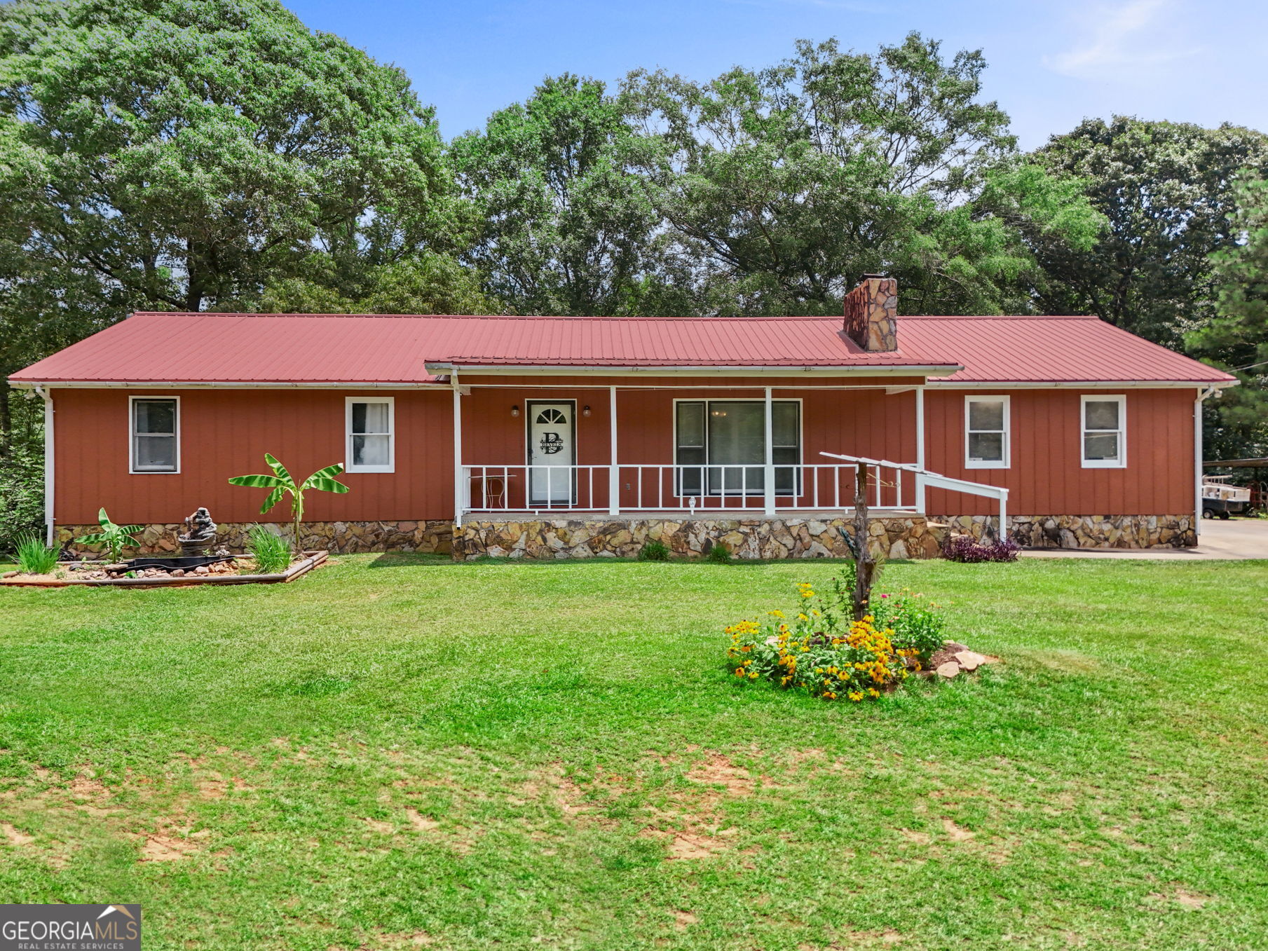 1176 County Rd 17 Property Photo 3