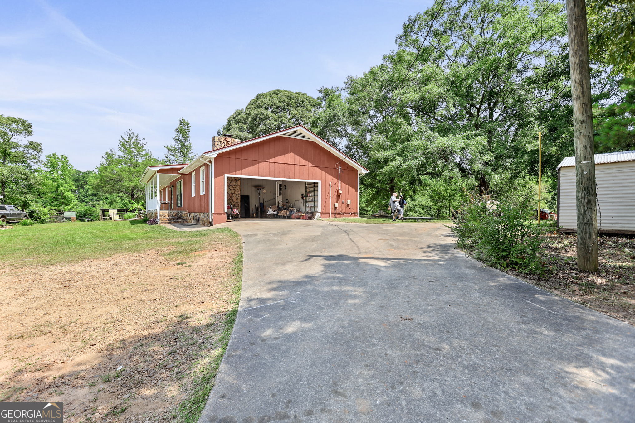 1176 County Rd 17 Property Photo 4