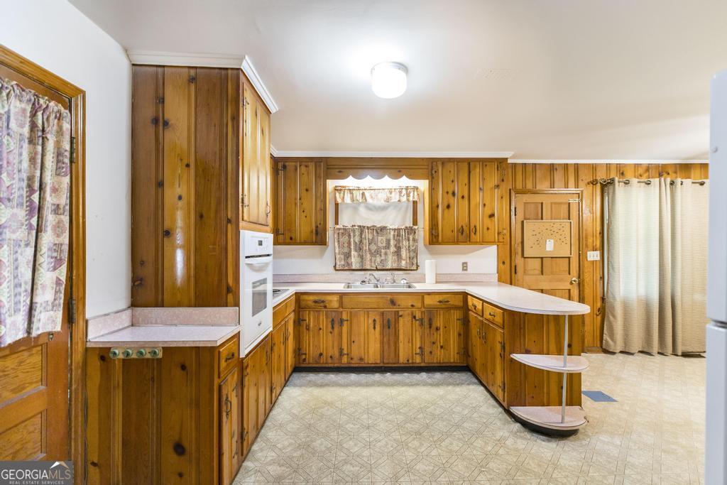 415 Bernard Drive Property Photo 16
