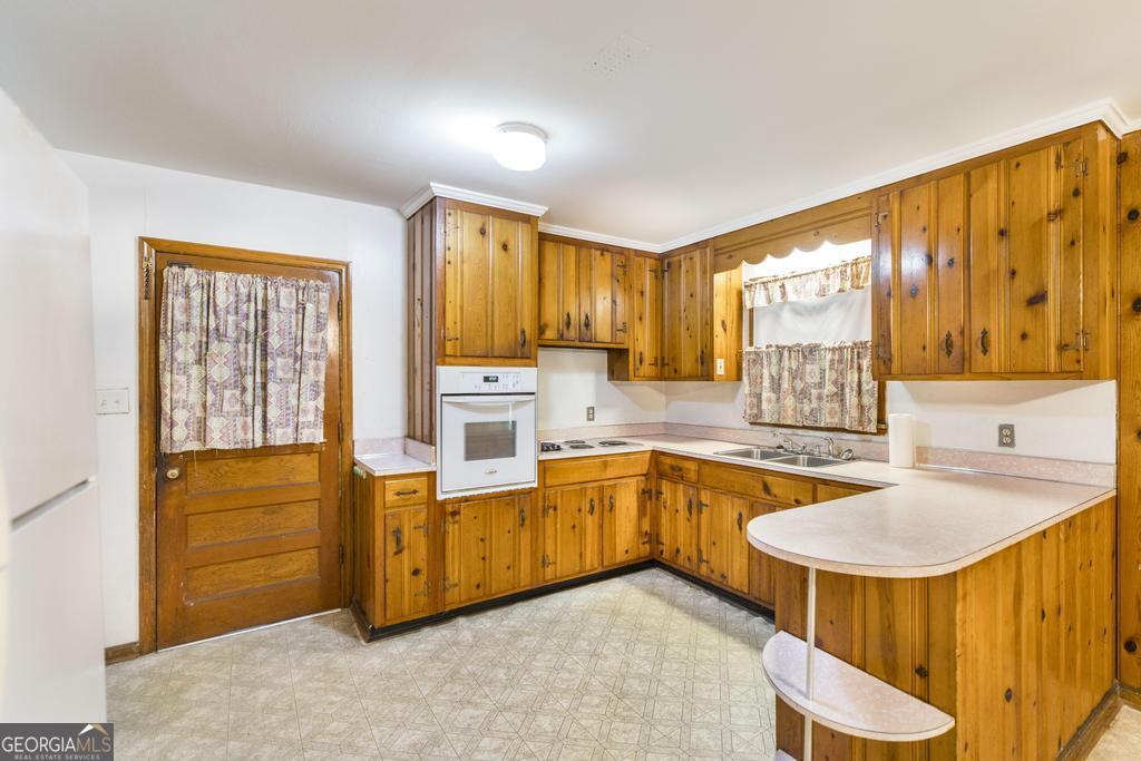 415 Bernard Drive Property Photo 18