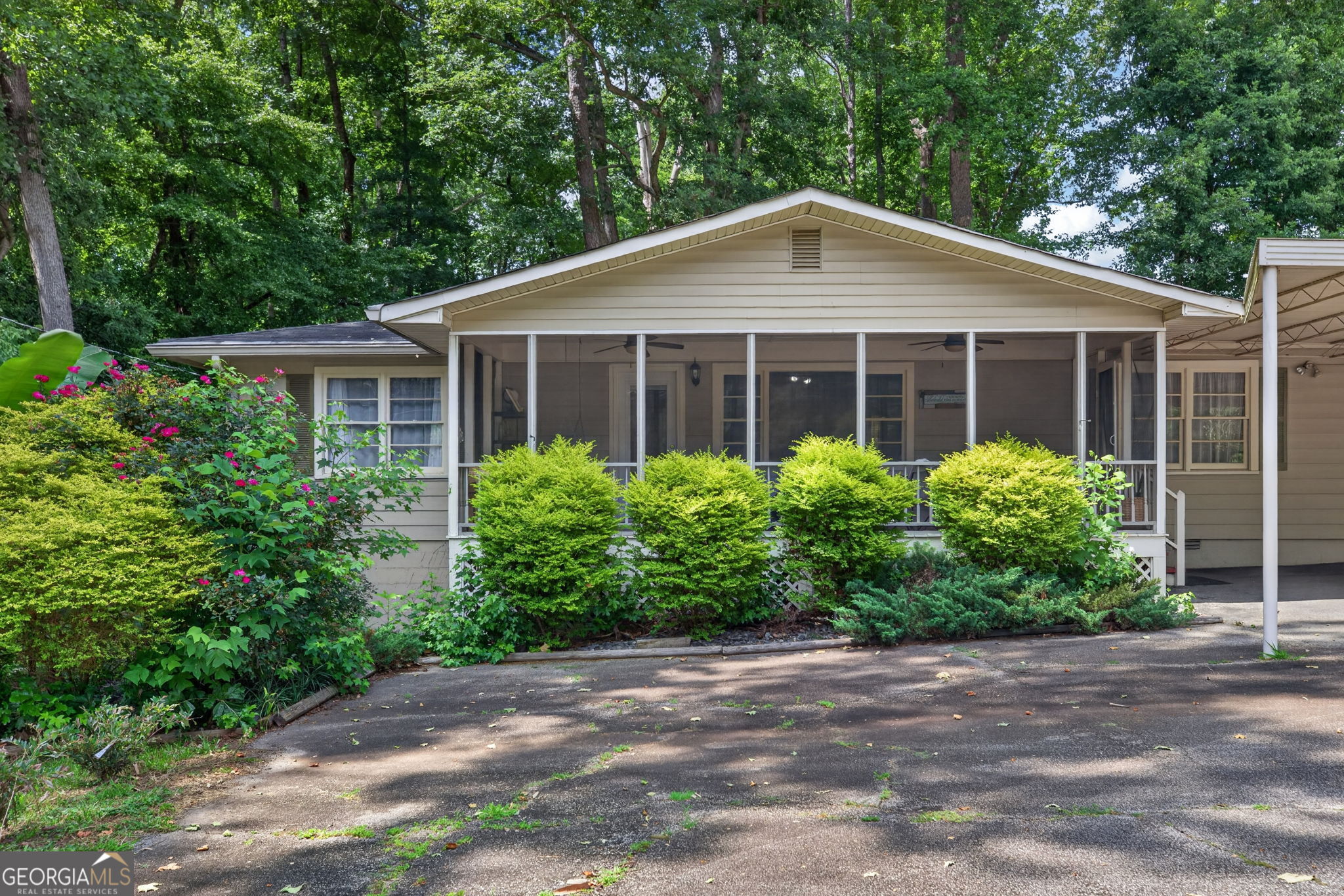5110 Hill Road Property Photo 1