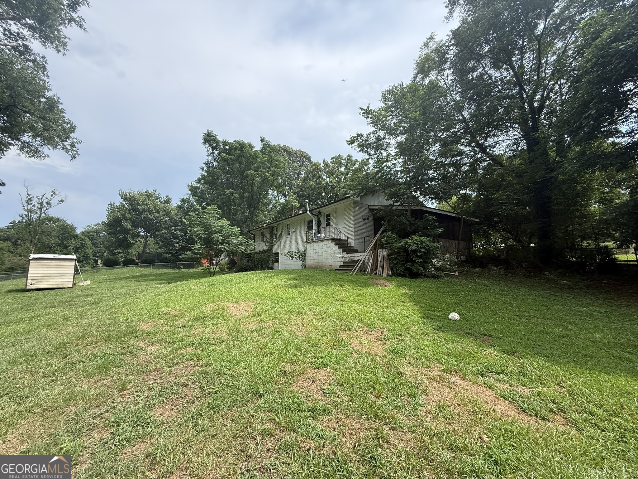 868 King Road Property Photo 8