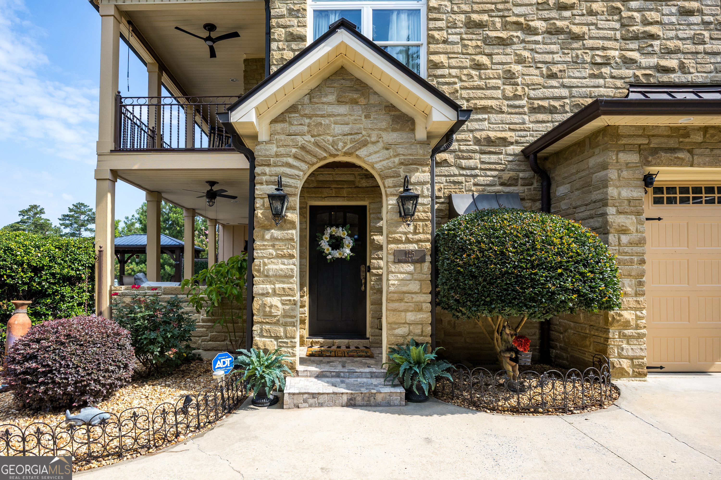 125 Nautica Property Photo 6