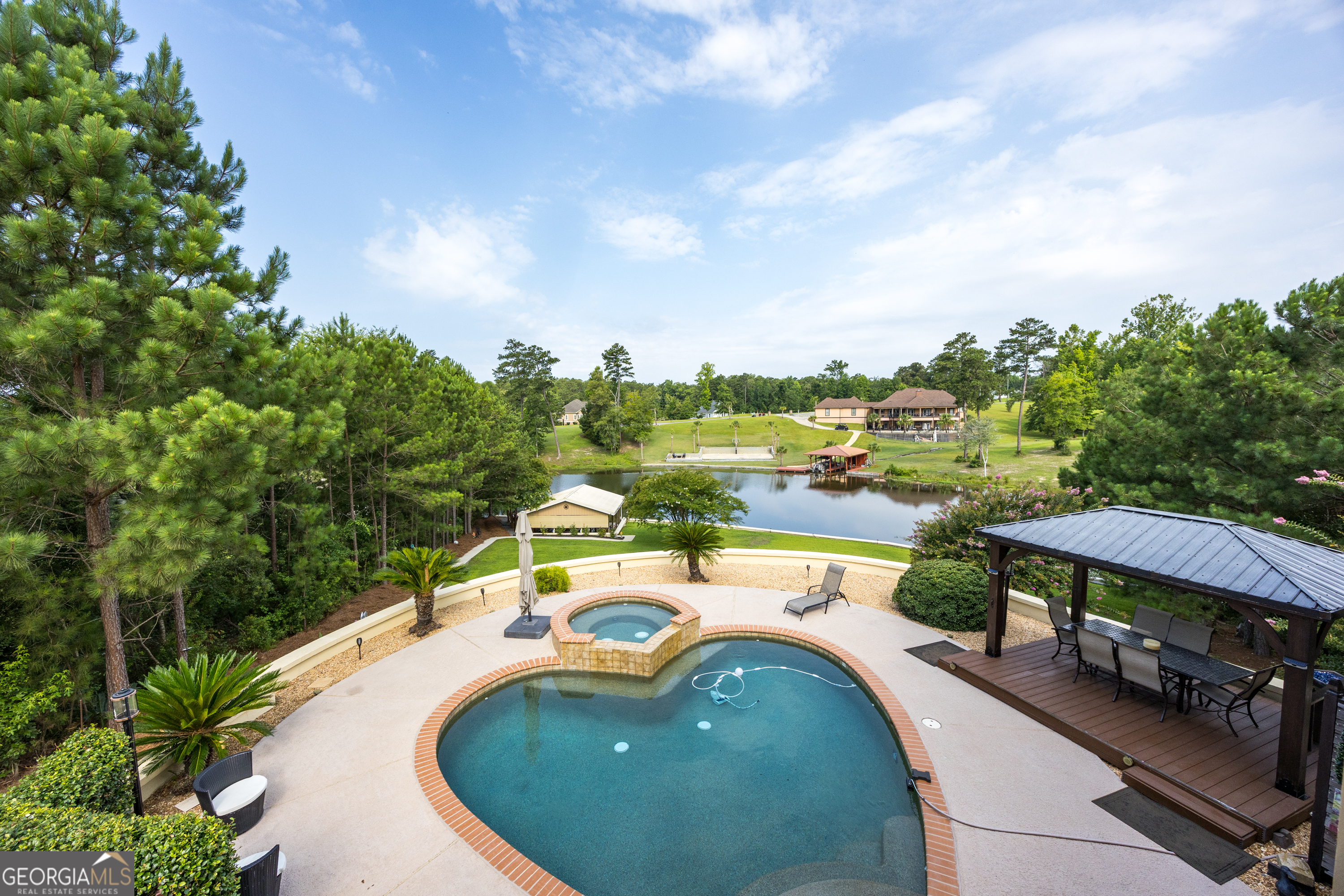 125 Nautica Property Photo 39
