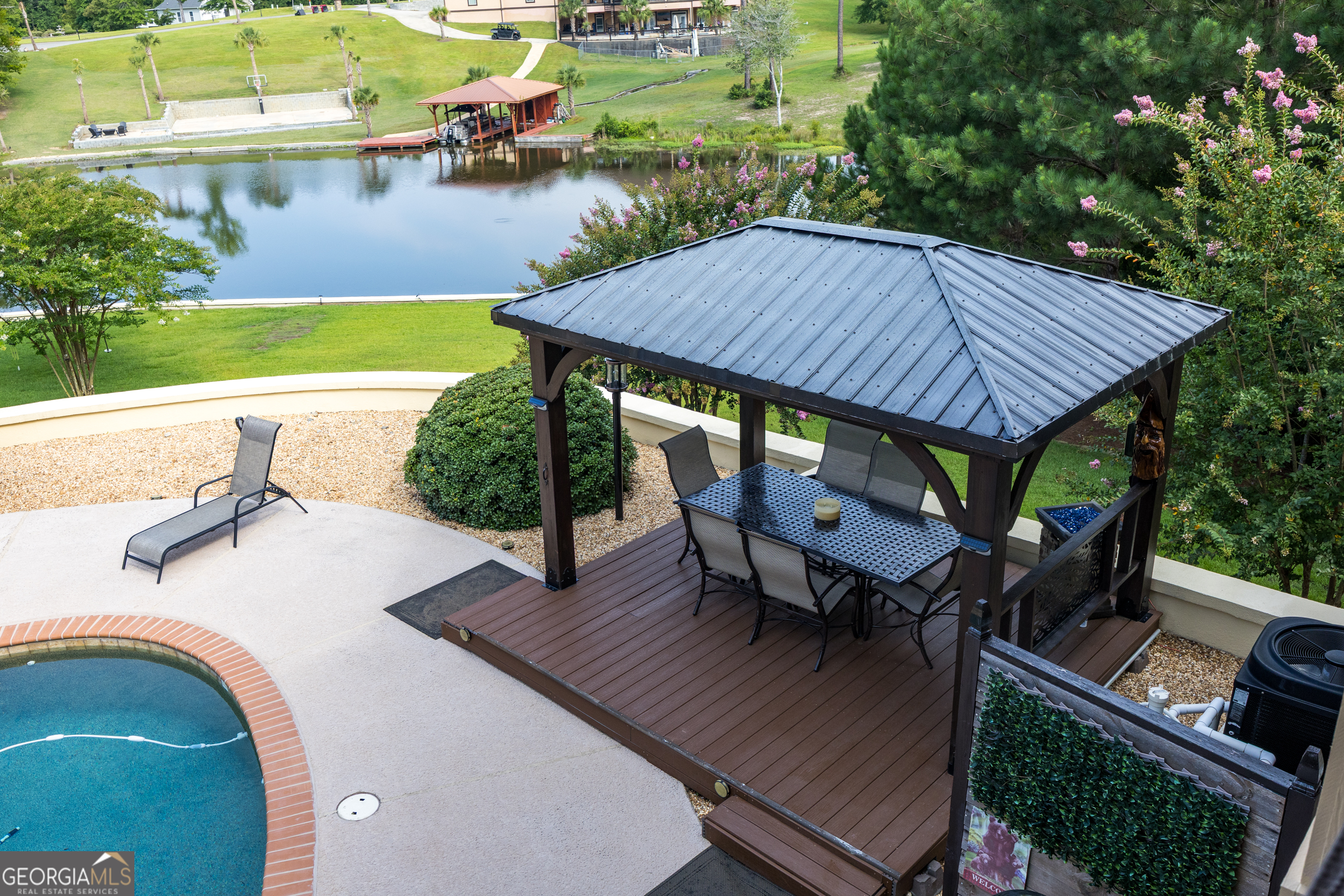 125 Nautica Property Photo 40