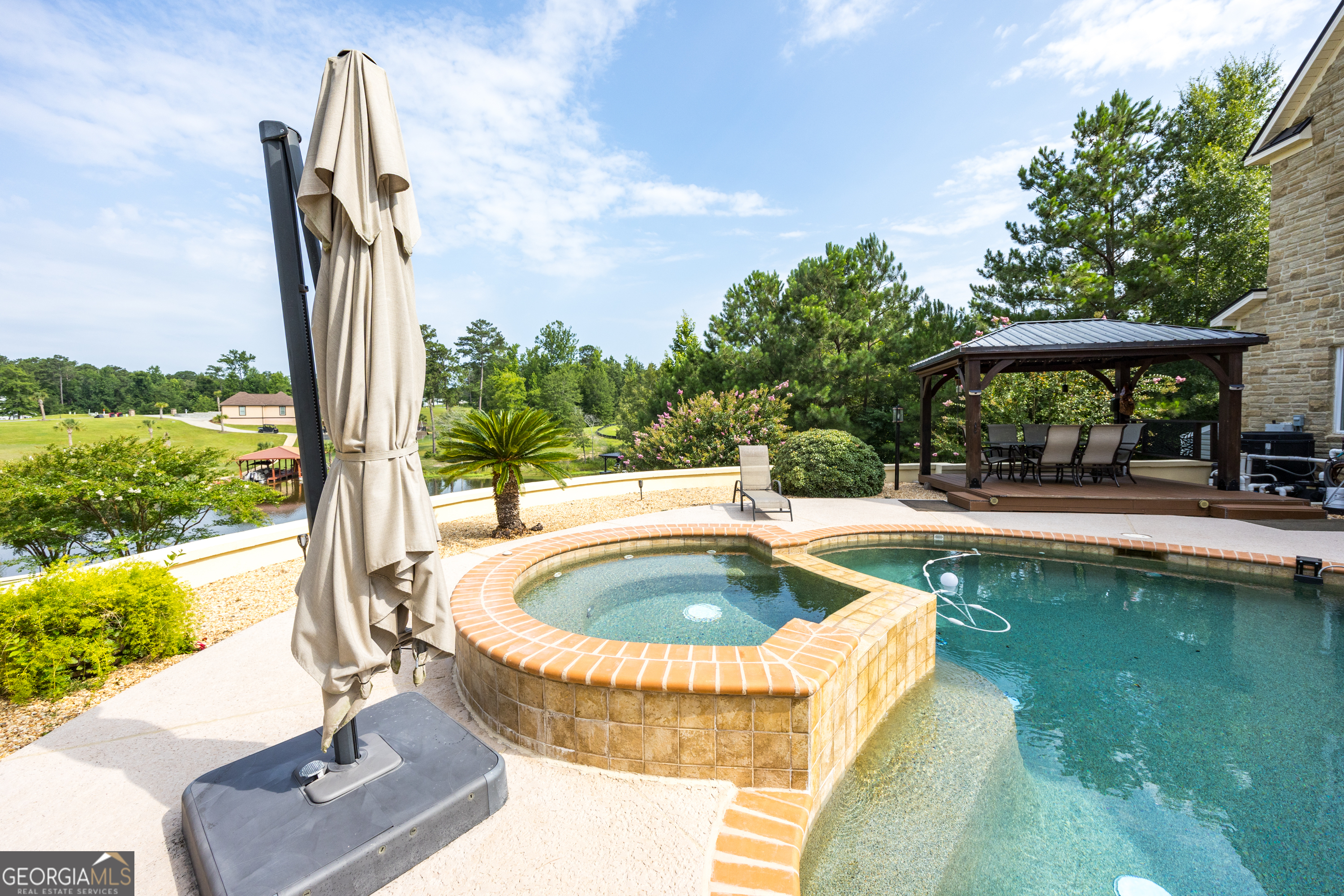 125 Nautica Property Photo 43