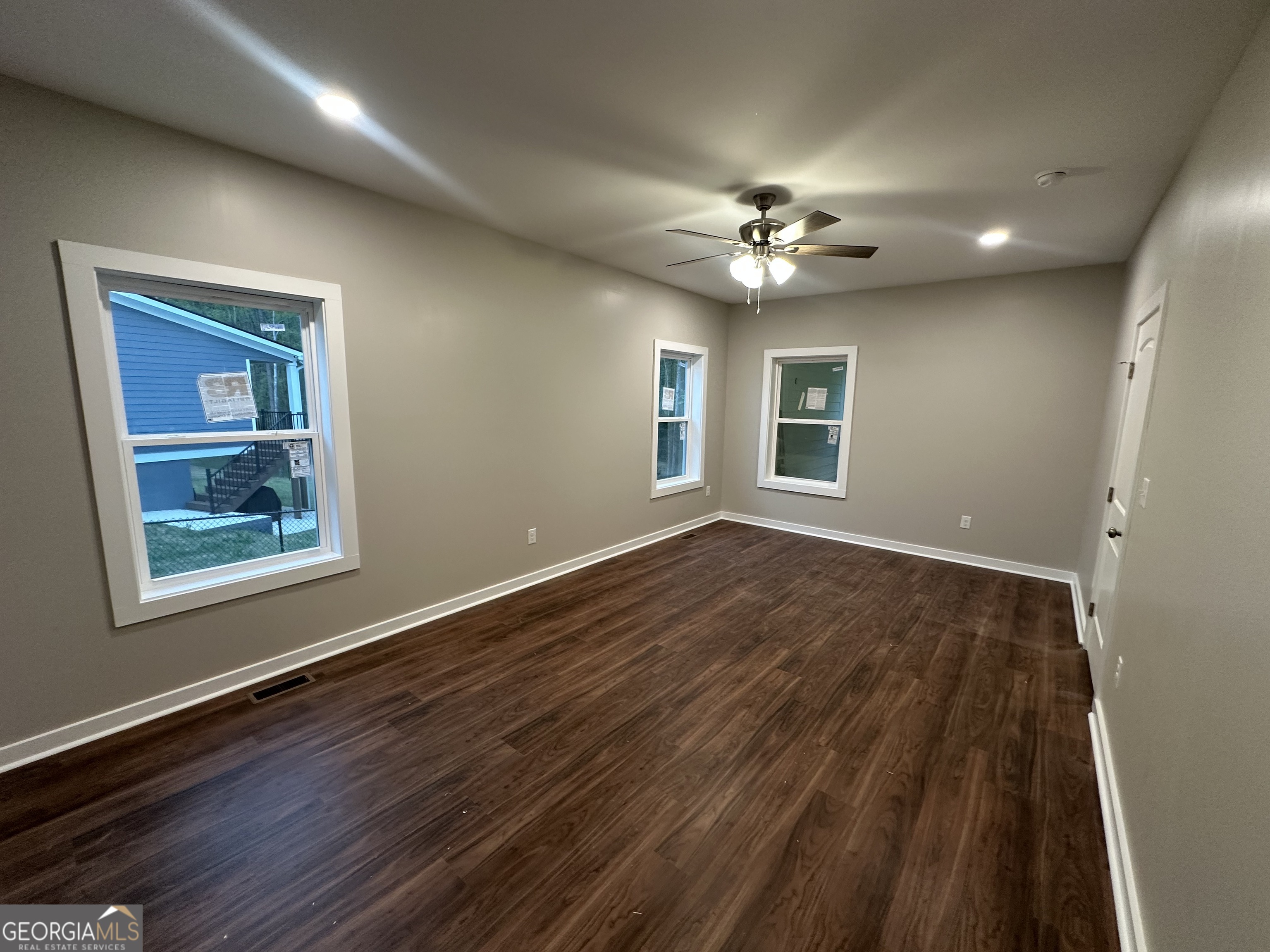 113 Sidetrack Circle Property Photo 8