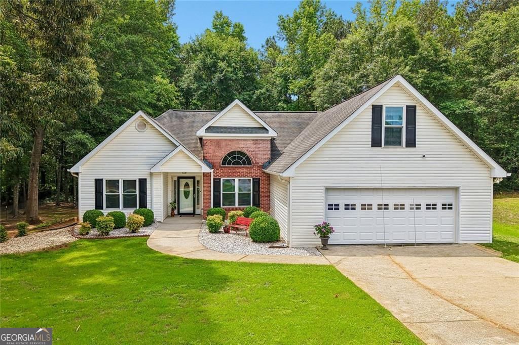 25 Summer Walk Circle Property Photo 1