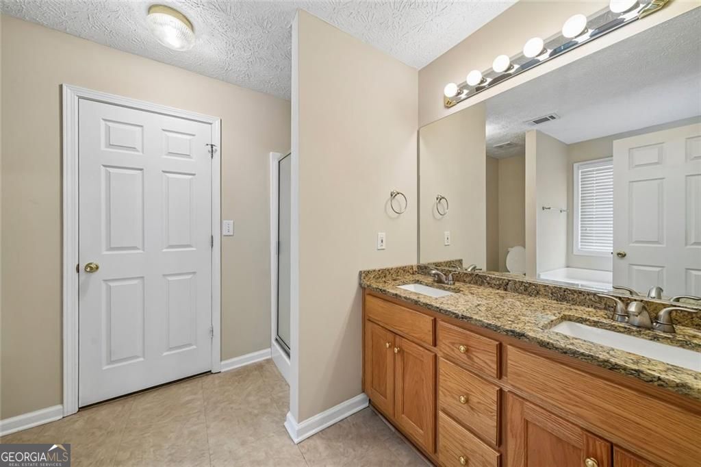 25 Summer Walk Circle Property Photo 14
