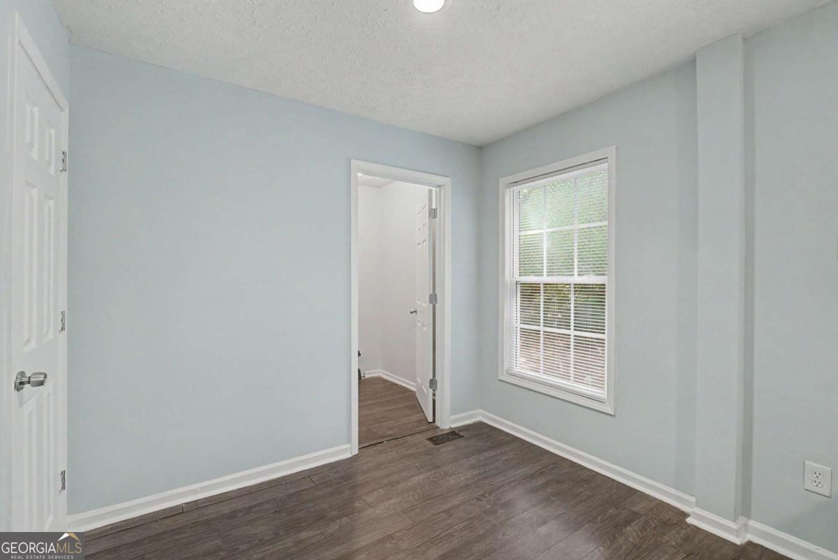 1167 Hubbard Street Sw Property Photo 12