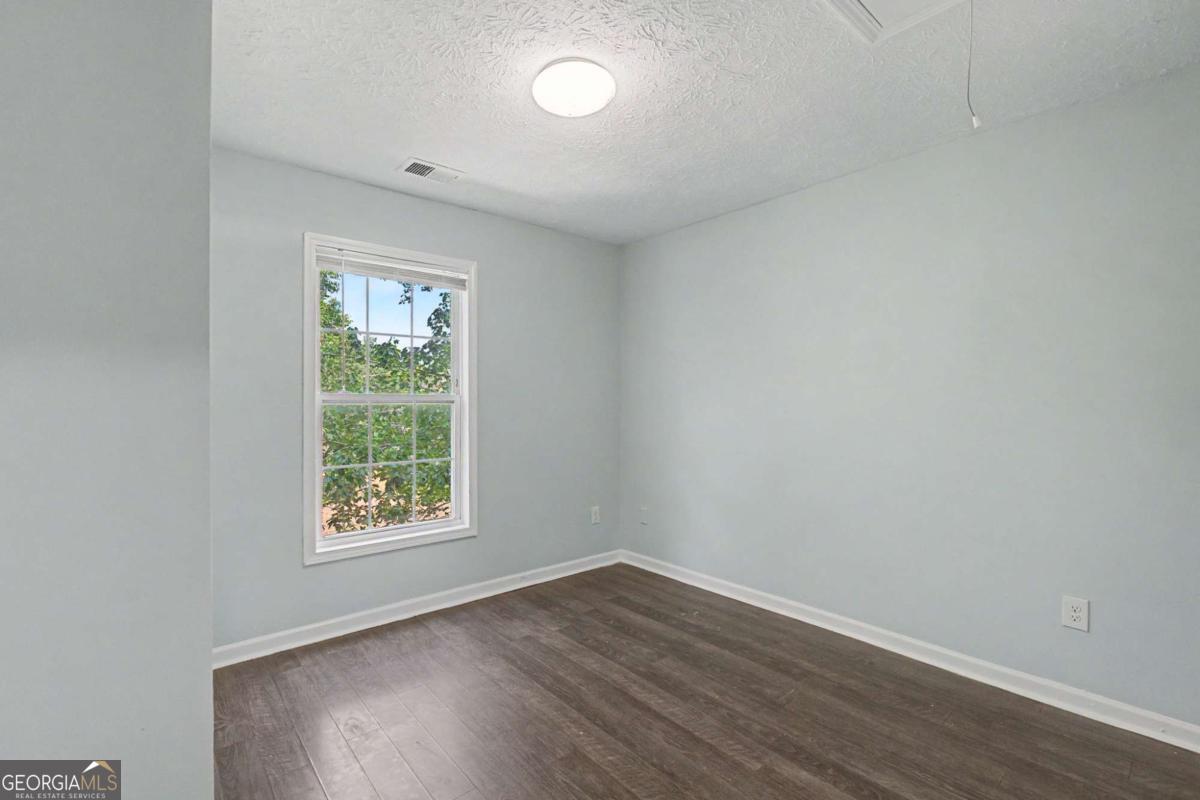 1167 Hubbard Street Sw Property Photo 16