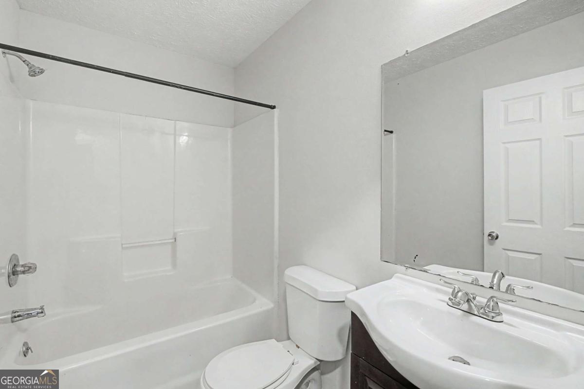 1167 Hubbard Street Sw Property Photo 17