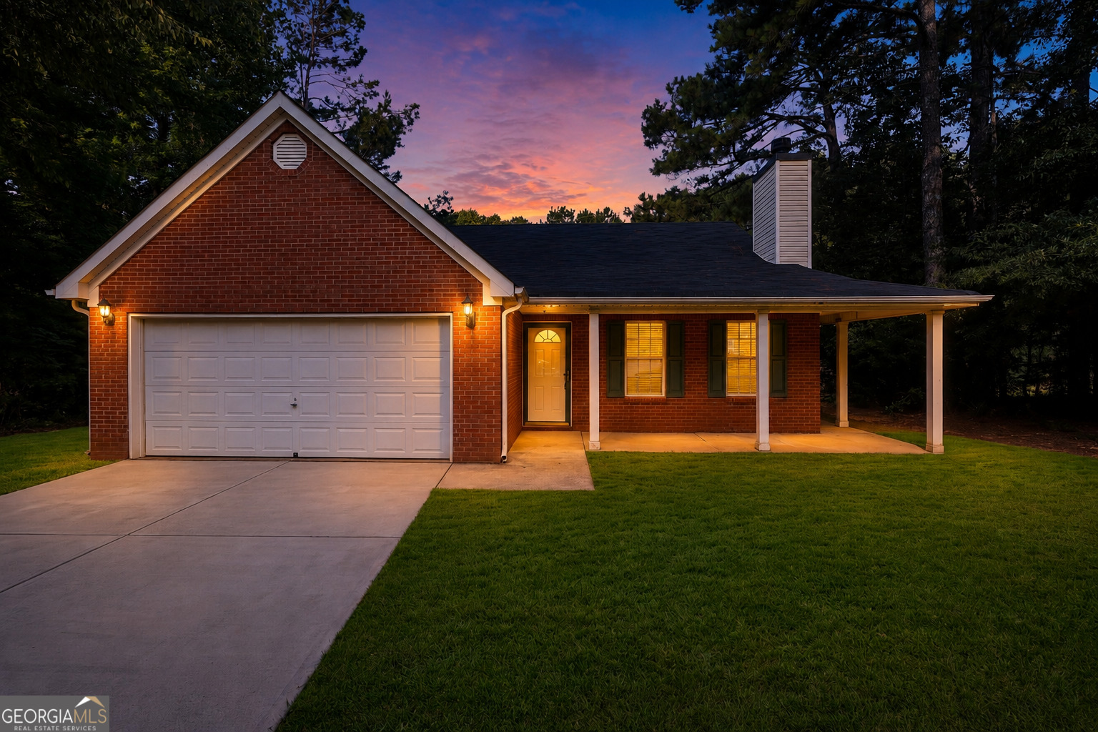 208 Drake Elm Court Property Photo 2