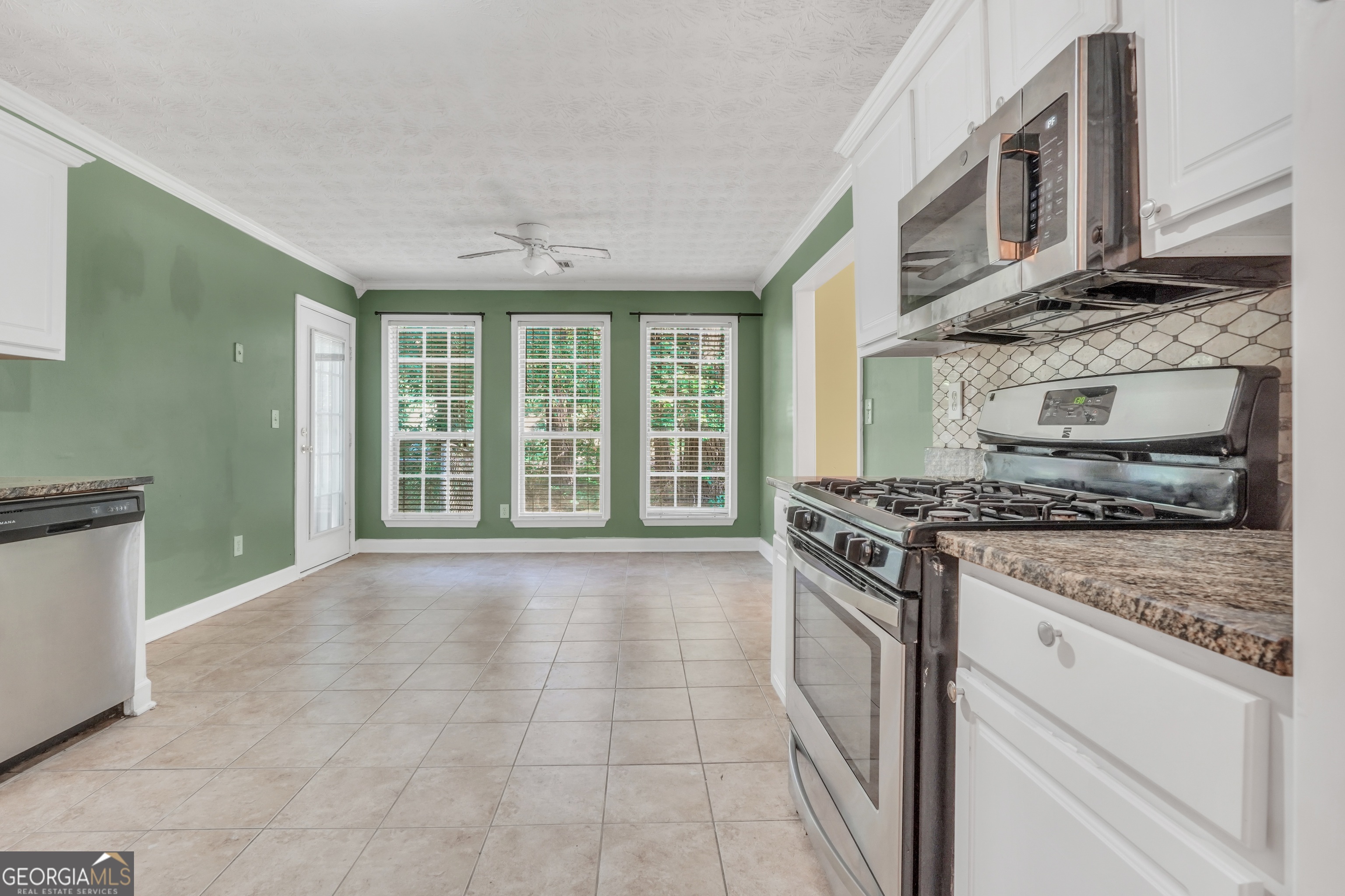 208 Drake Elm Court Property Photo 15