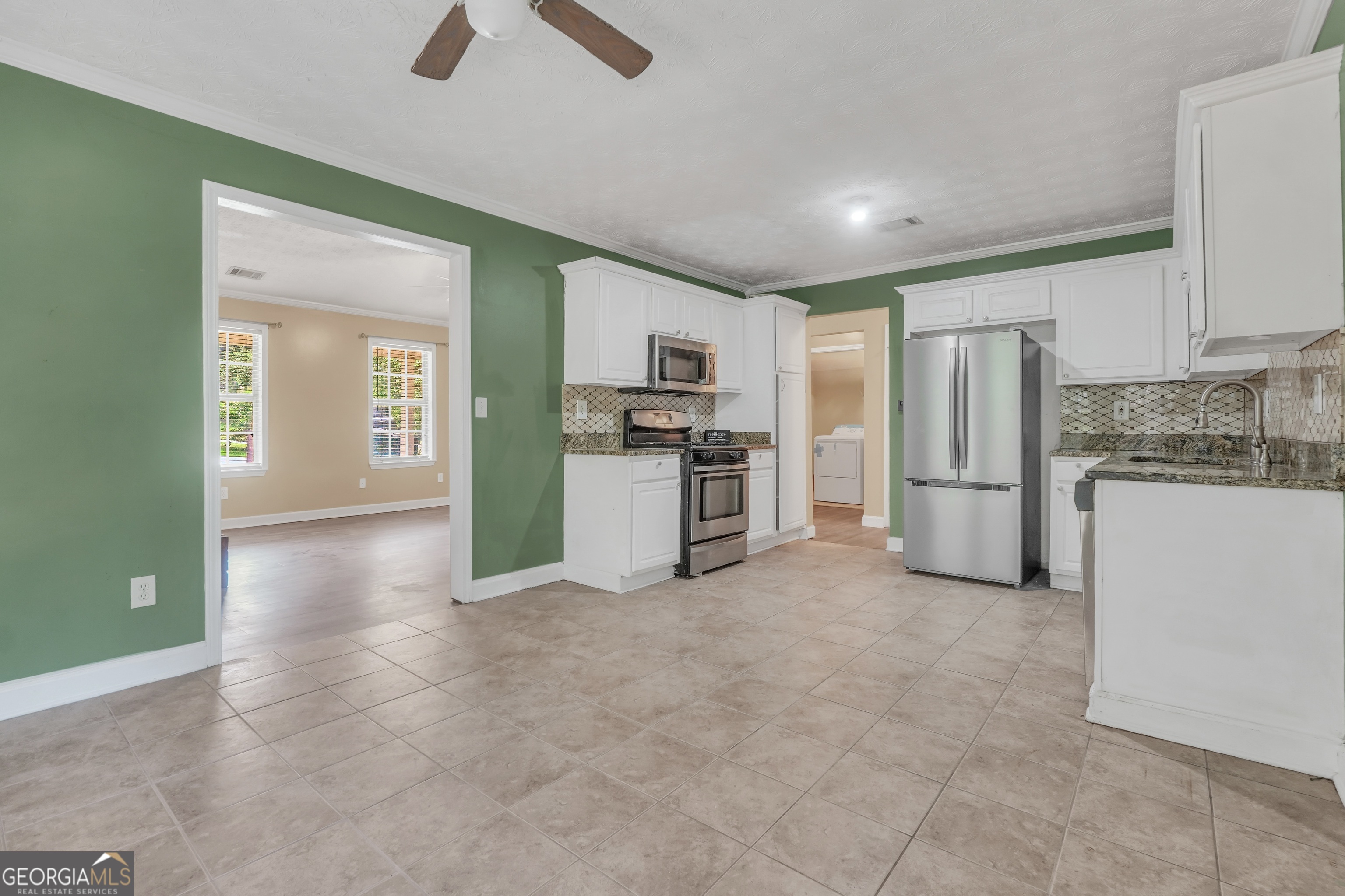 208 Drake Elm Court Property Photo 17