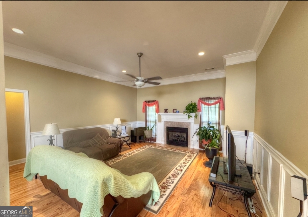 239 Old Pond Road Property Photo 5