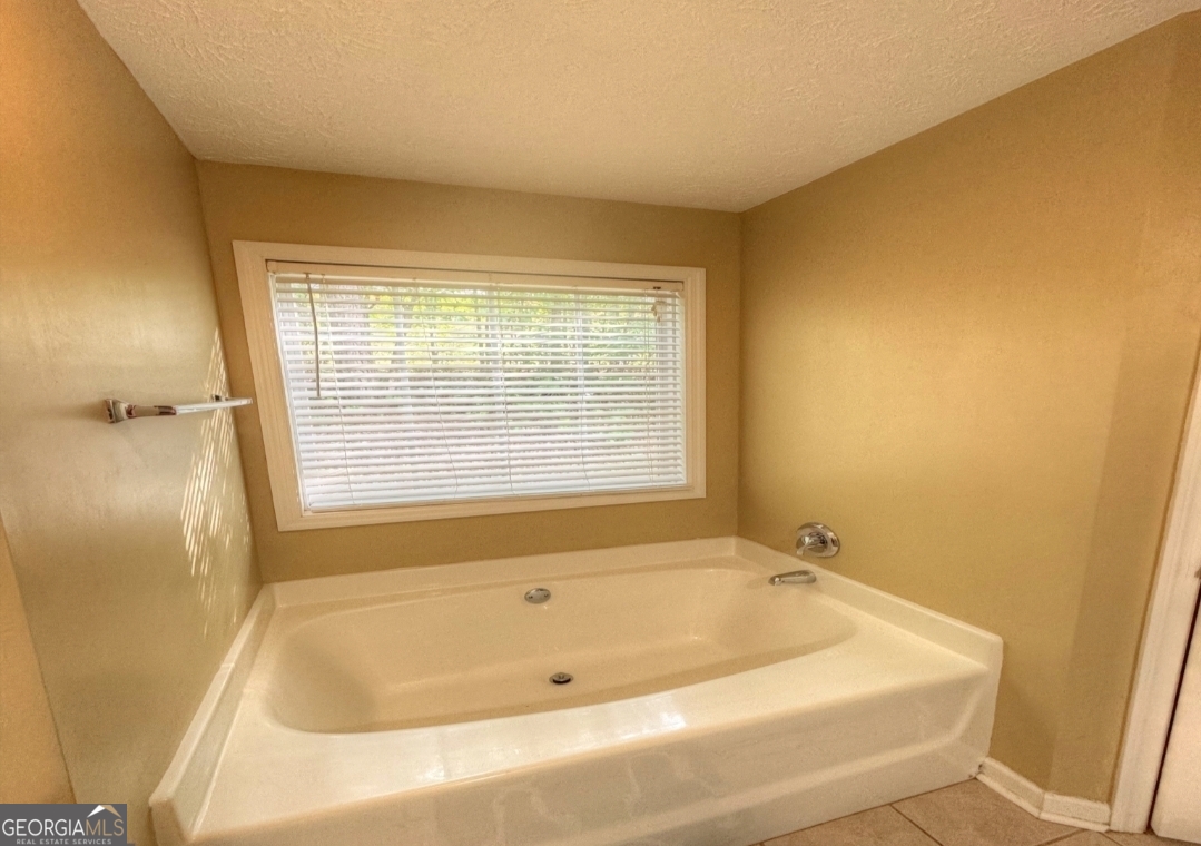 239 Old Pond Road Property Photo 18