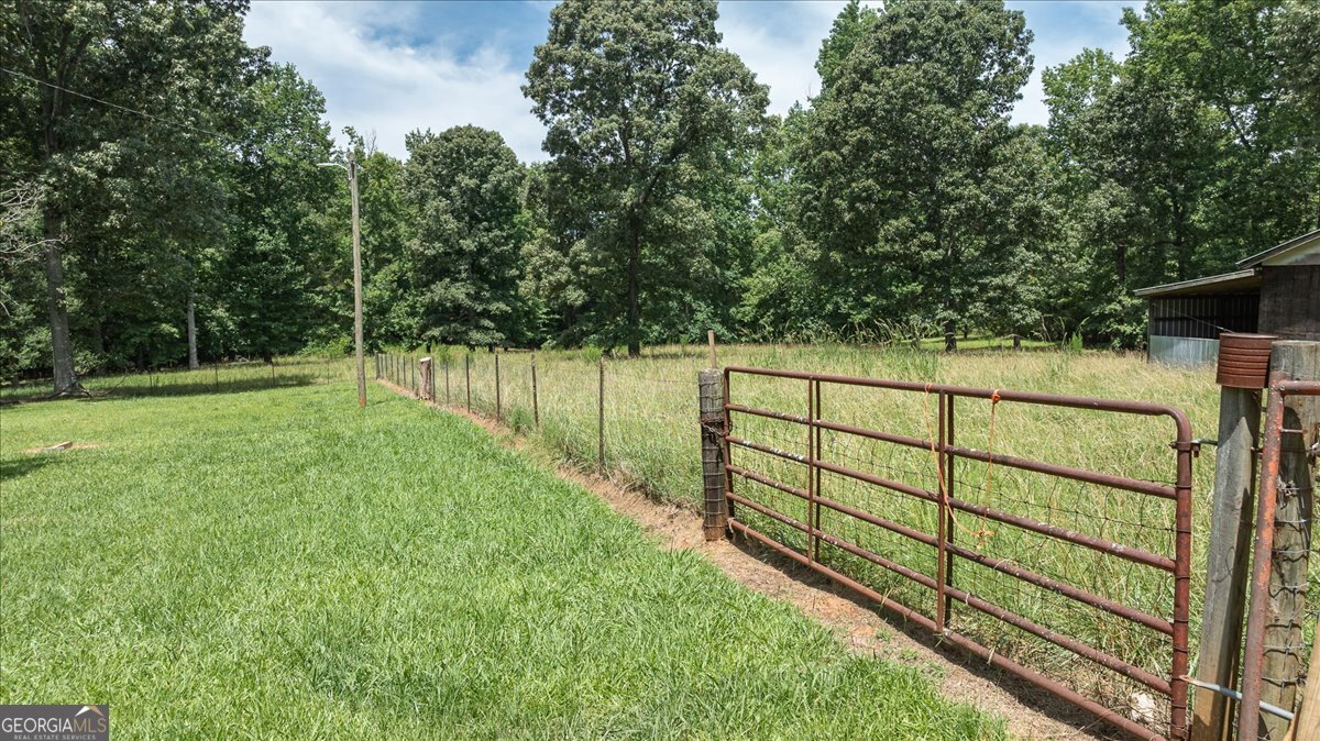 210 Bunch Road Property Photo 10
