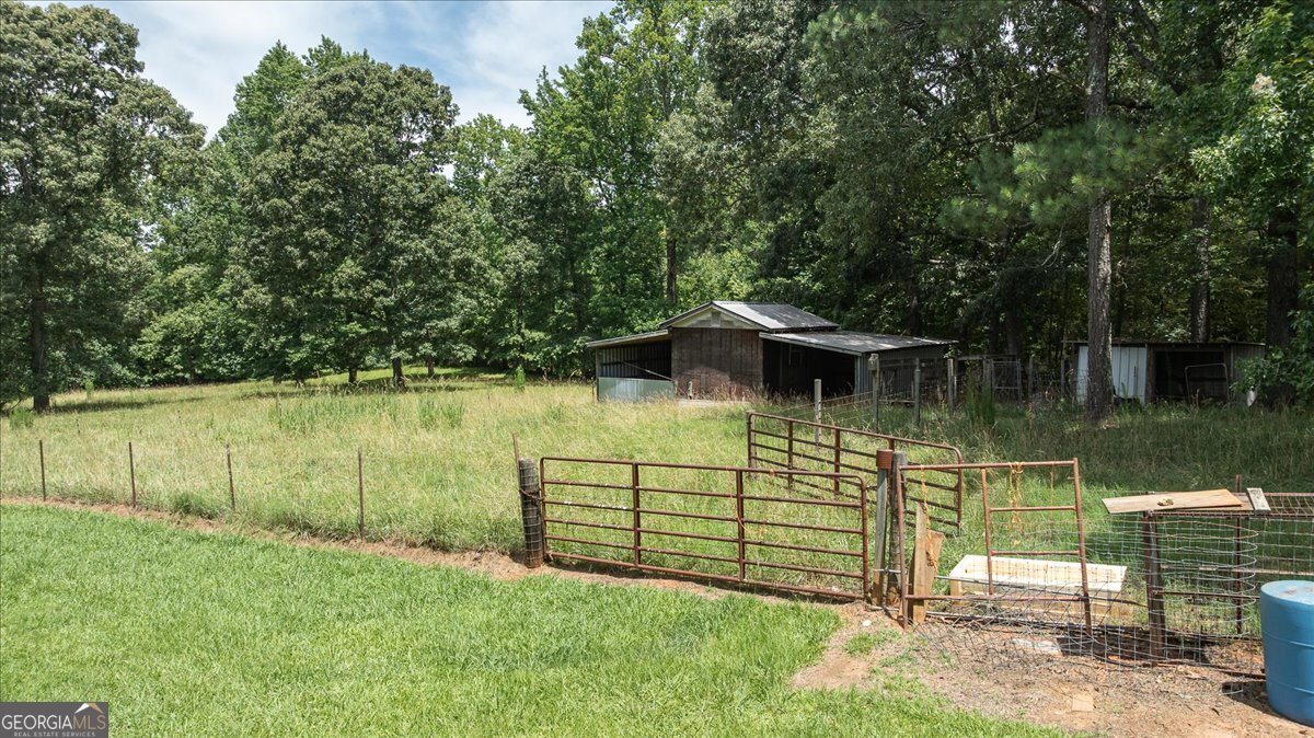 210 Bunch Road Property Photo 12