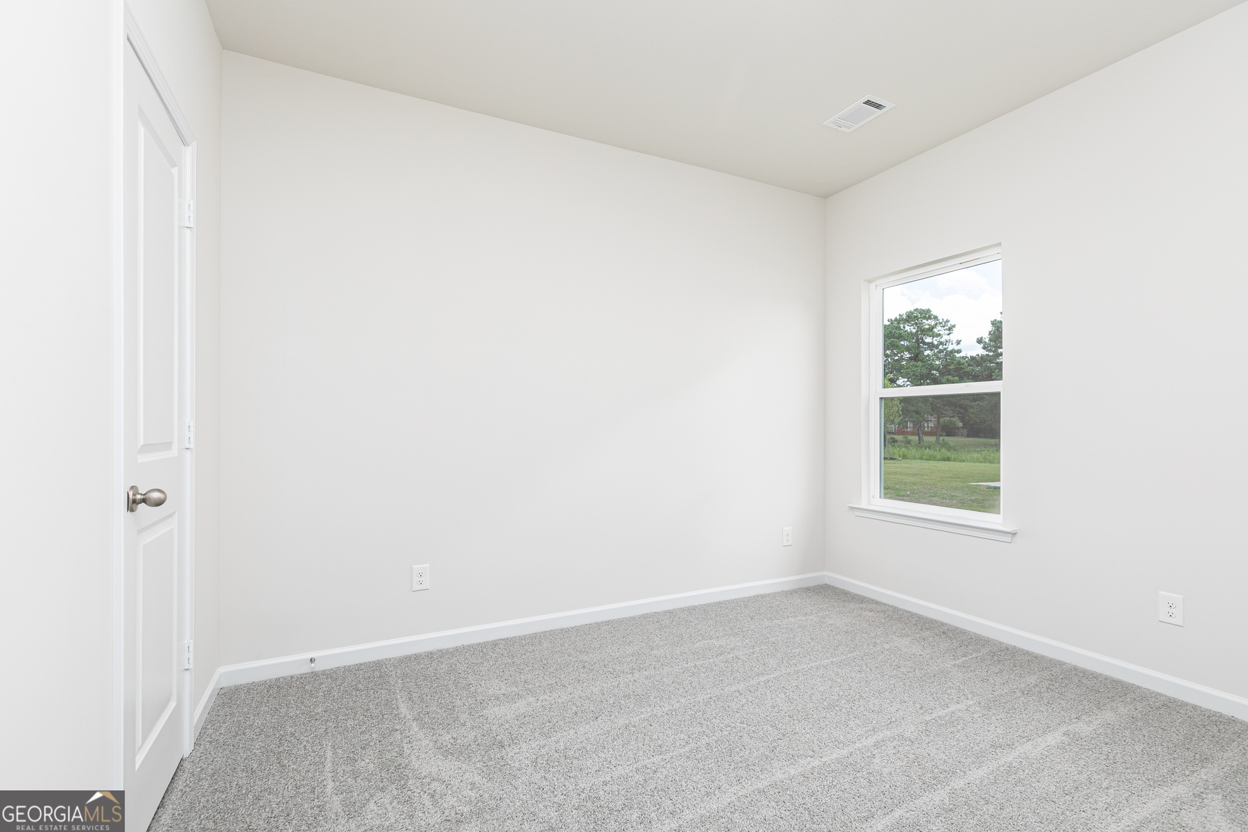 409 Sand Dune Way Property Photo 8