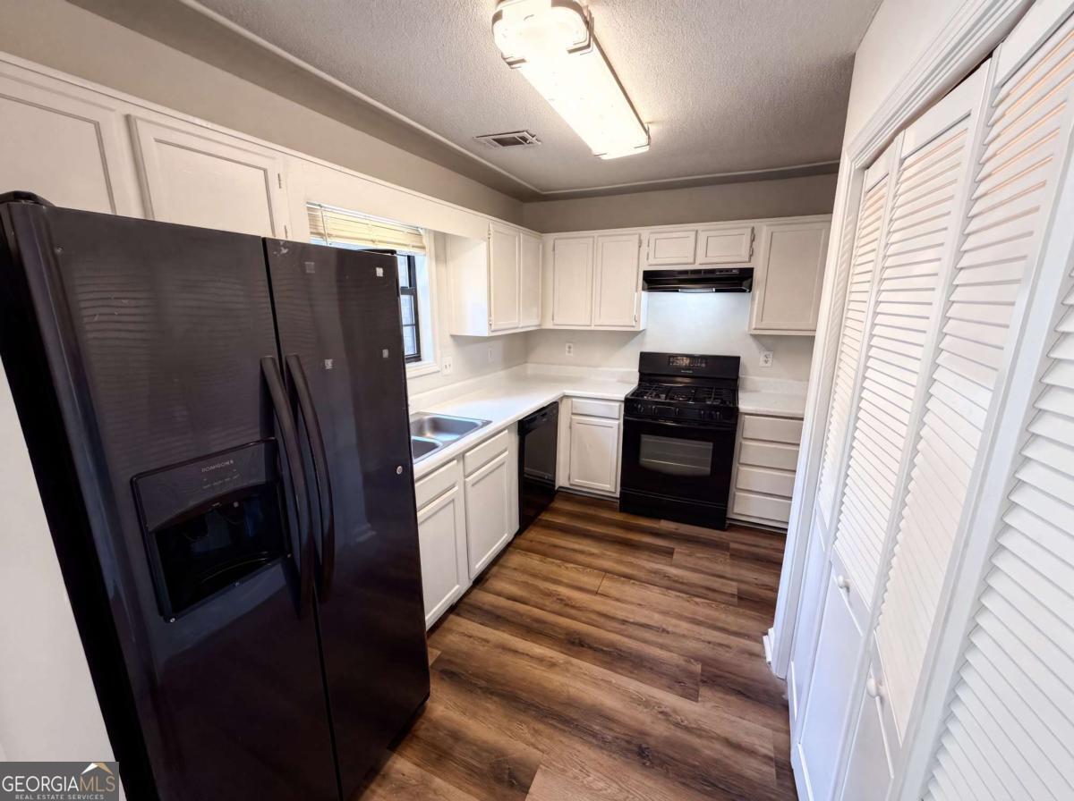 5935 Wintergreen Road Property Photo 7