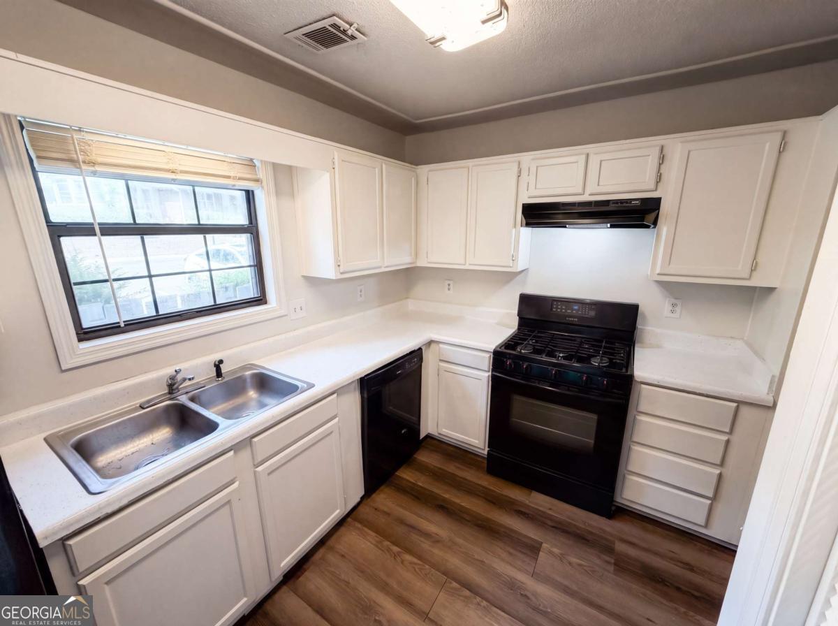 5935 Wintergreen Road Property Photo 10