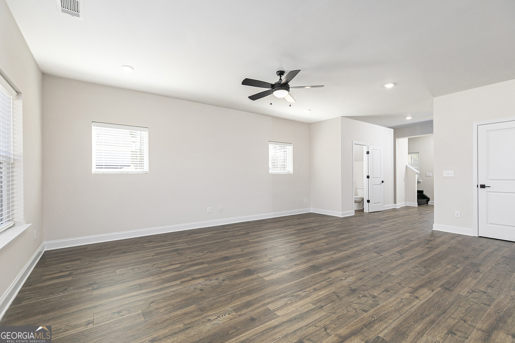 16 Cantrell Drive Property Photo 3
