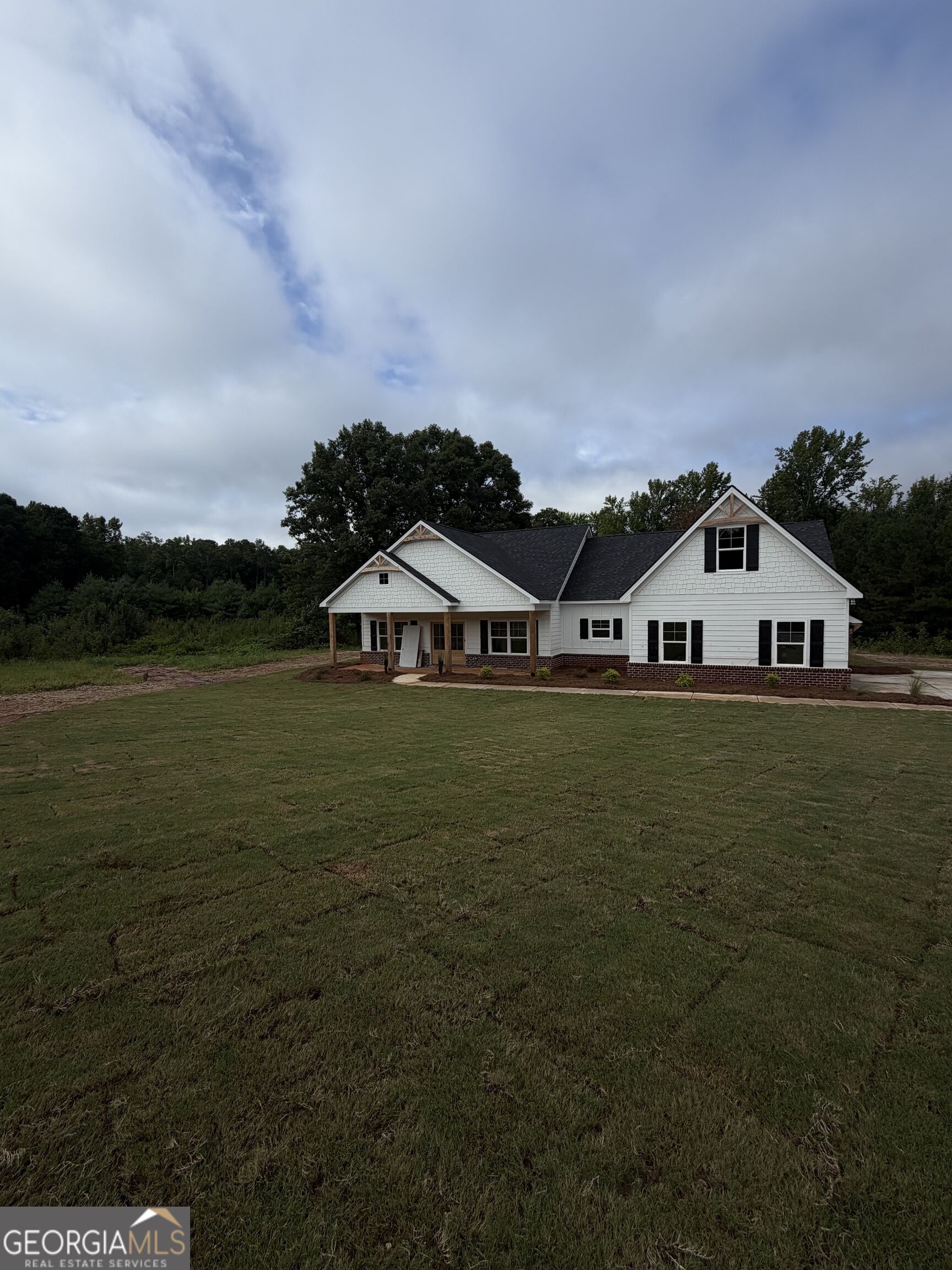 149 Twin Oaks Drive Property Photo 1