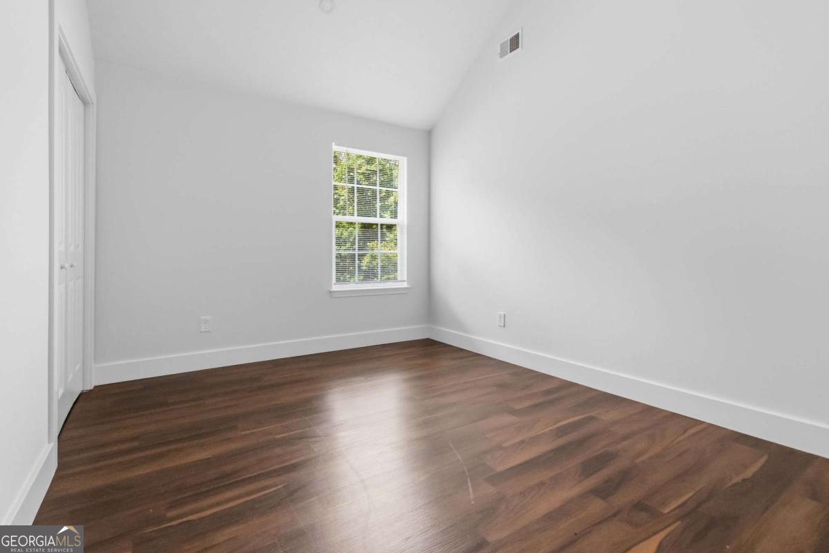 2740 S Hills Property Photo 19