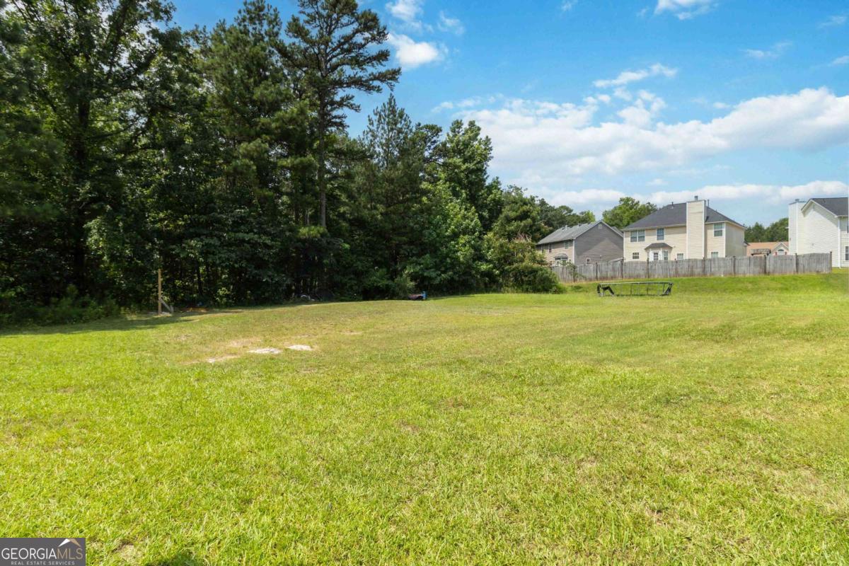2740 S Hills Property Photo 26