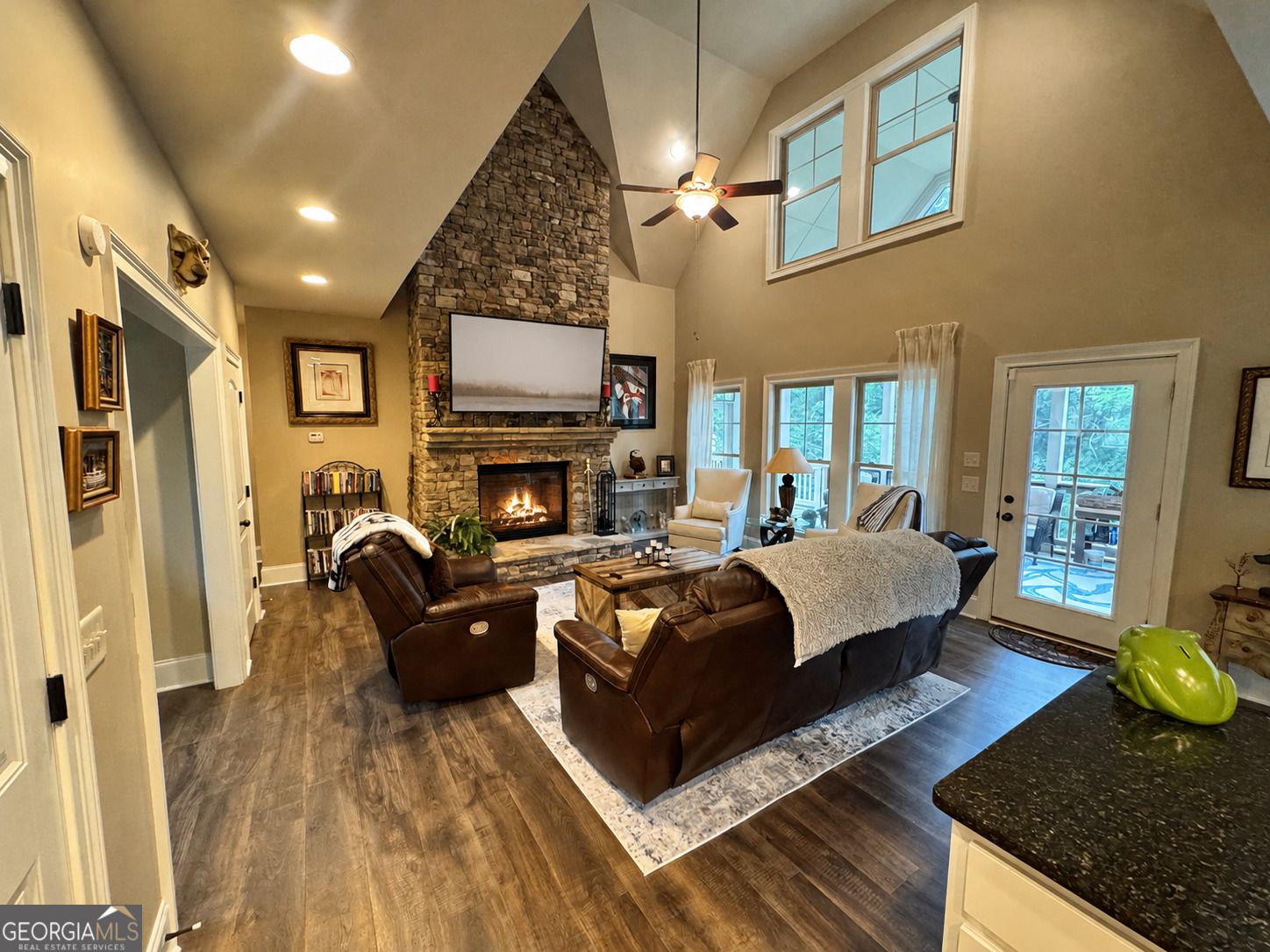 63 Timber Ridge Drive Property Photo 9