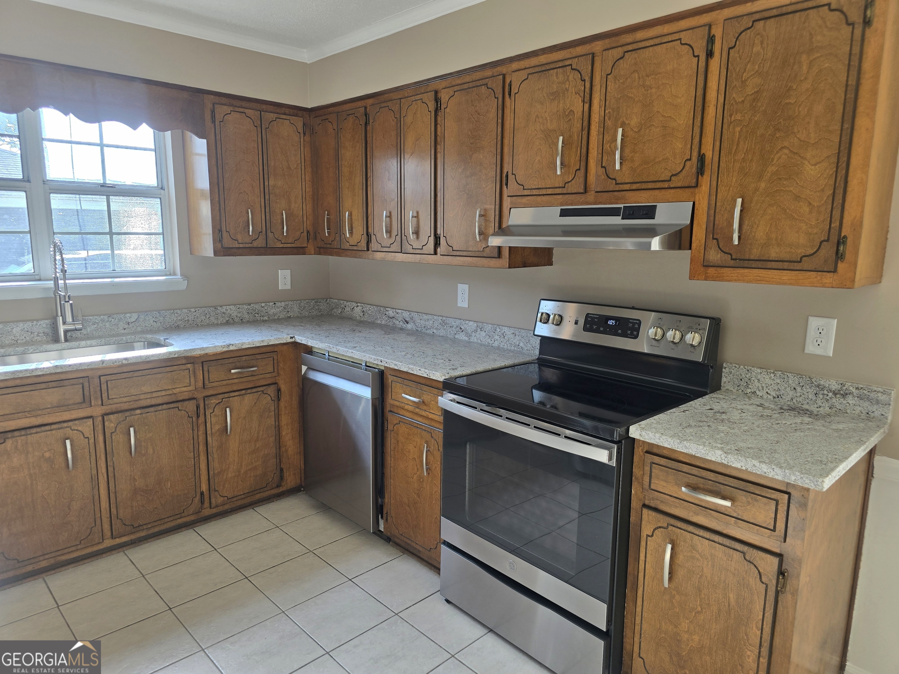 4379 Ridge Valley Drive Property Photo 10