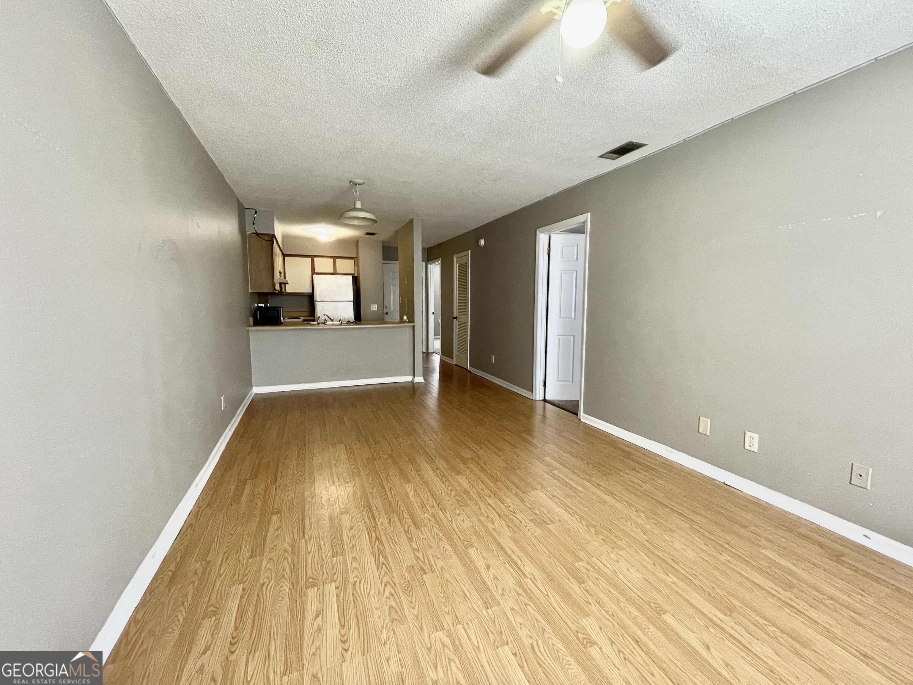 202 Eagle Court Property Photo 4