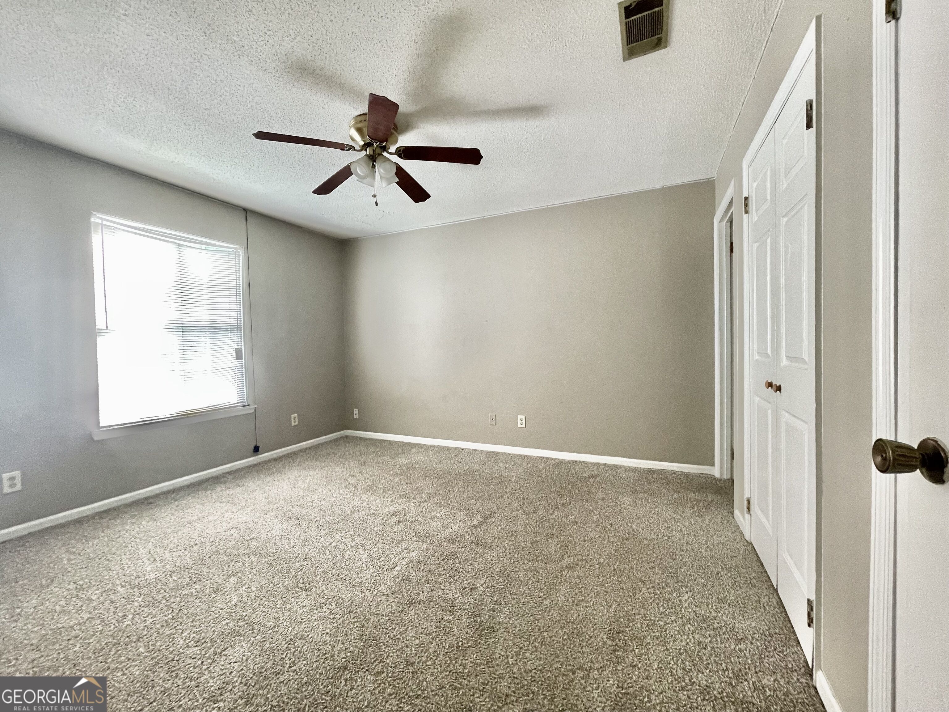 202 Eagle Court Property Photo 14