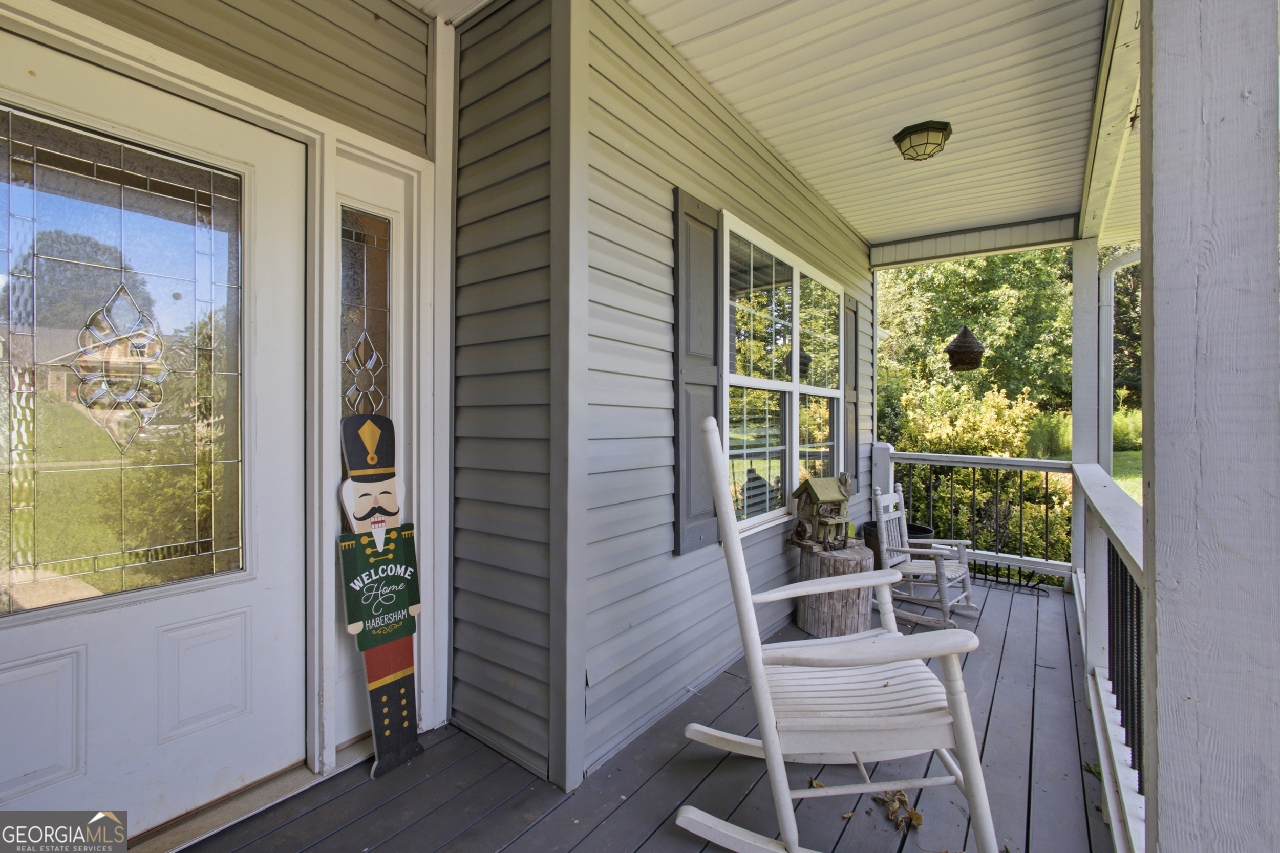 208 Stonington Drive Property Photo 3