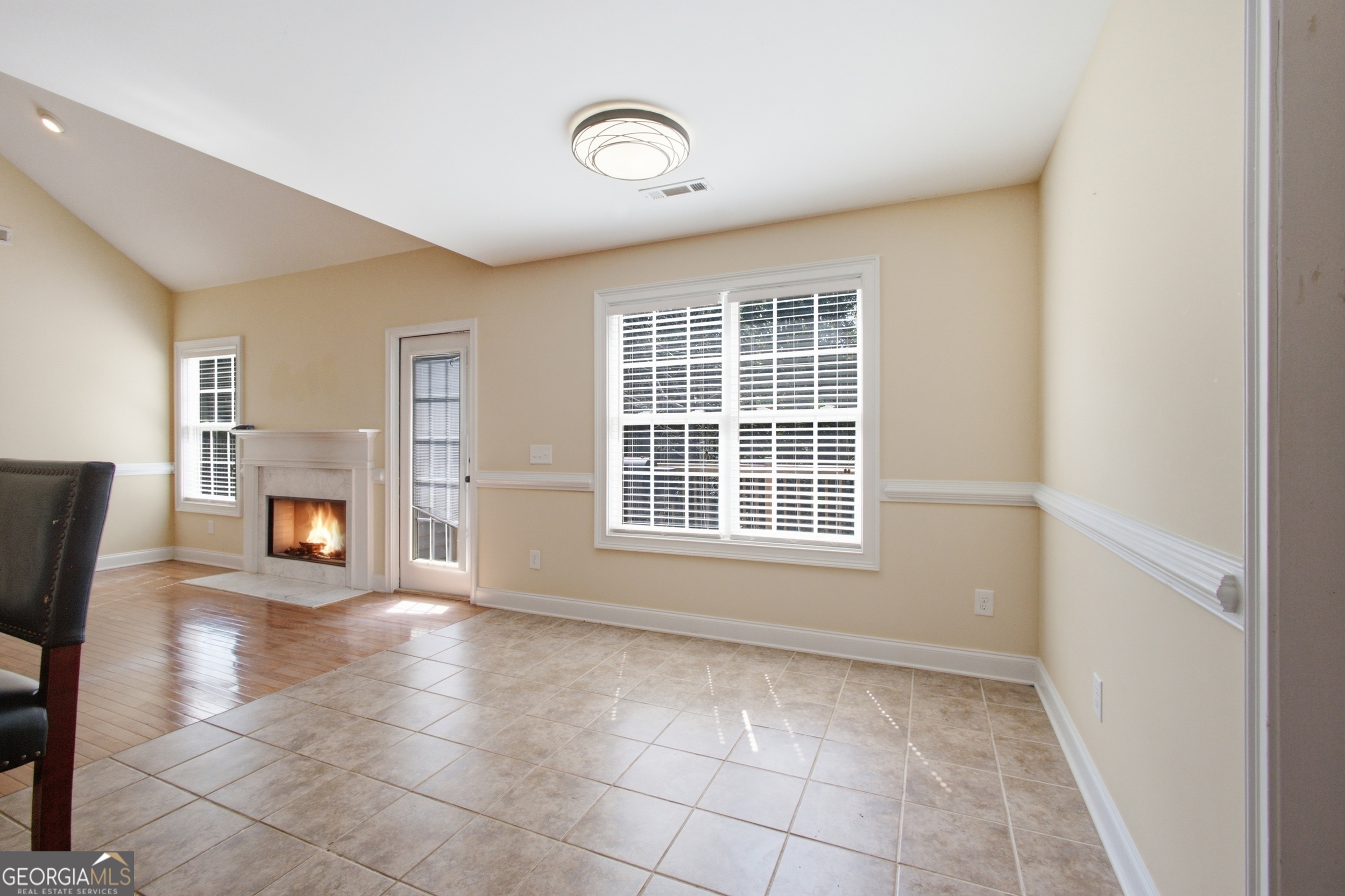 208 Stonington Drive Property Photo 11