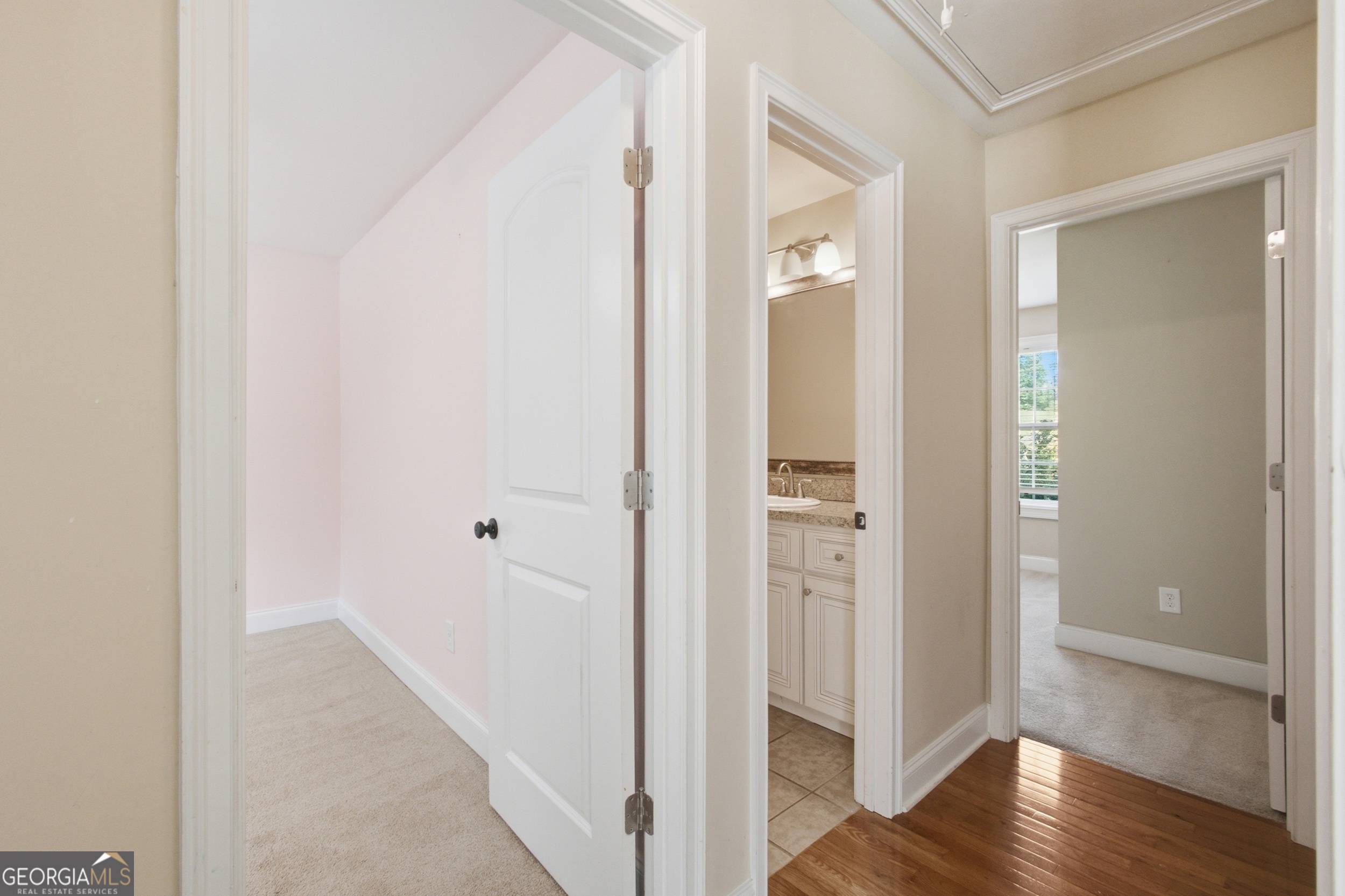 208 Stonington Drive Property Photo 17