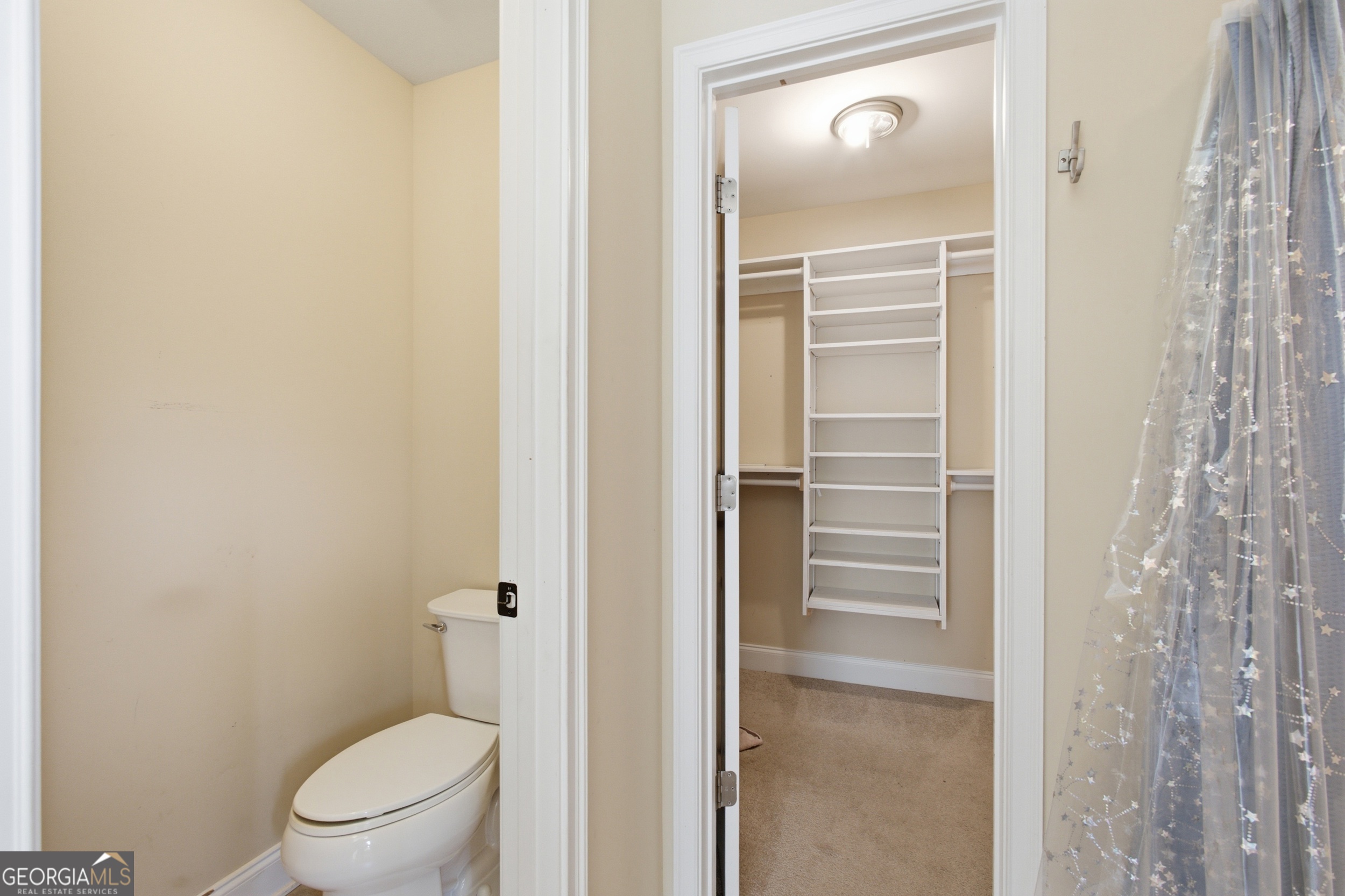 208 Stonington Drive Property Photo 27