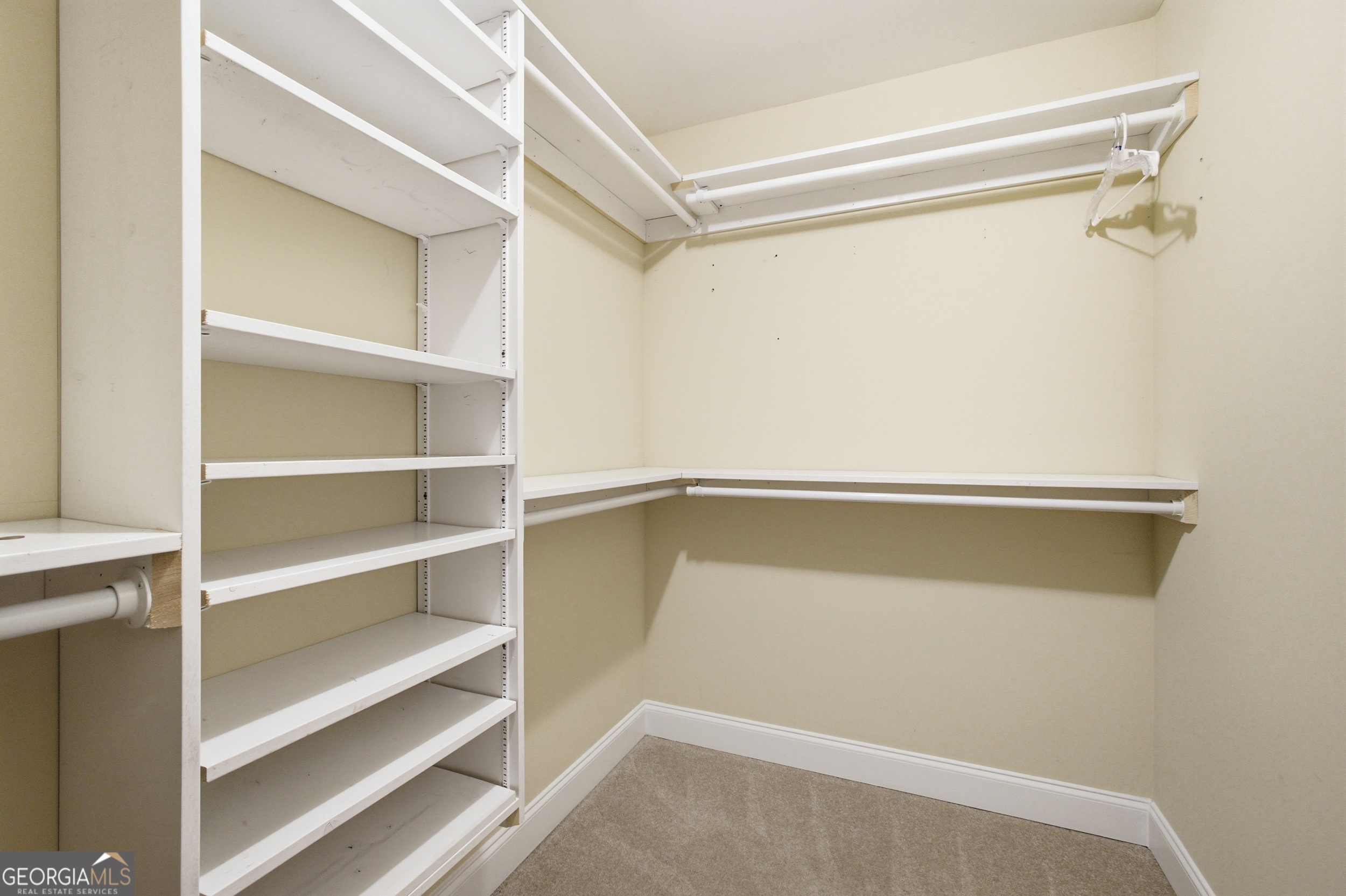 208 Stonington Drive Property Photo 28