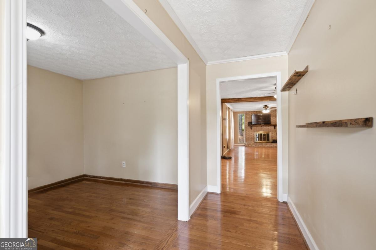 19 N Trail Property Photo 3