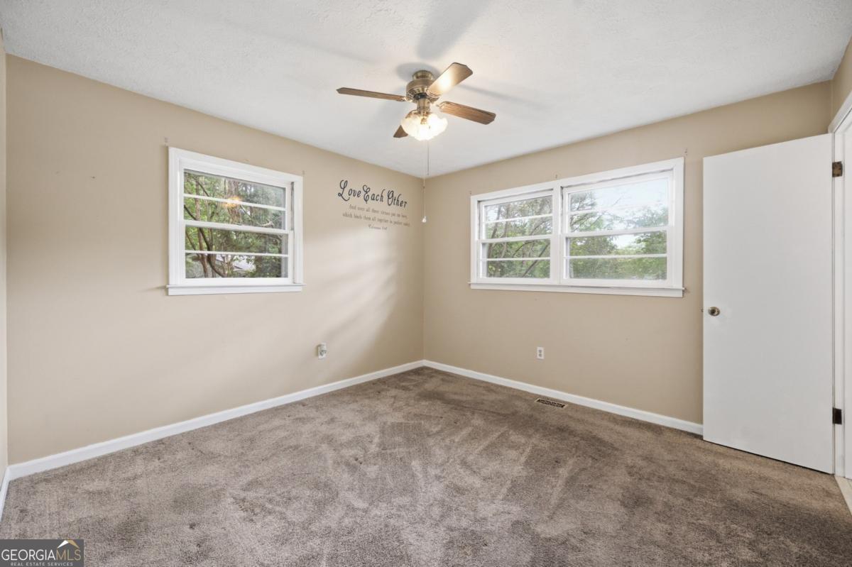 19 N Trail Property Photo 18