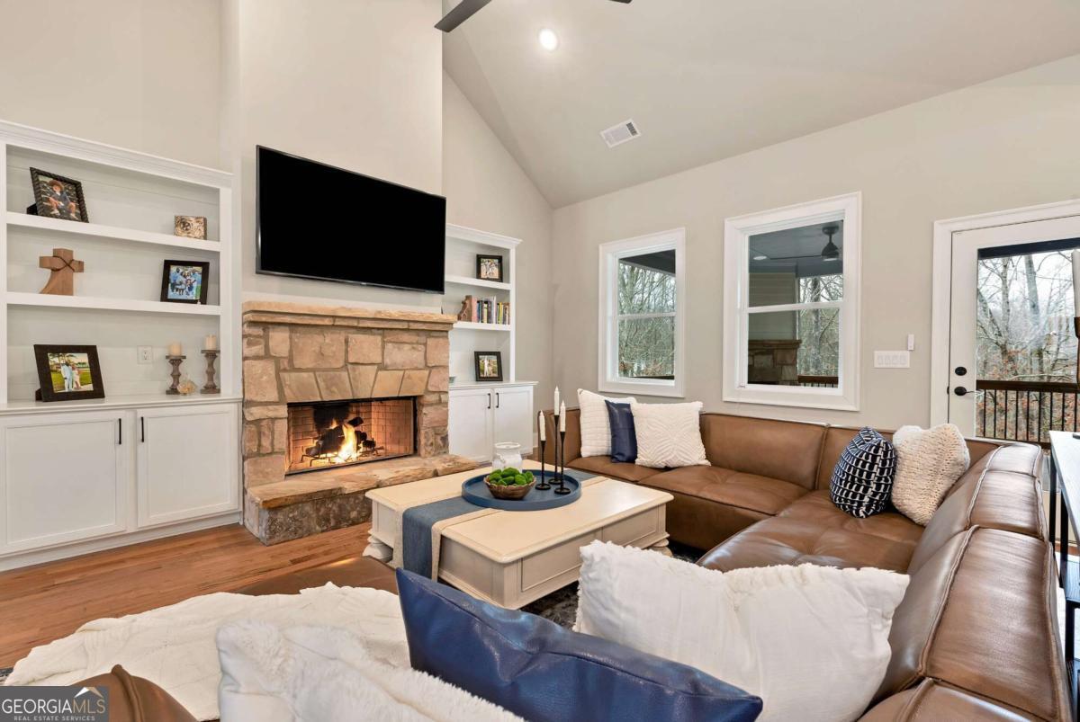 6140 Crescent Moon Ridge Property Photo 5